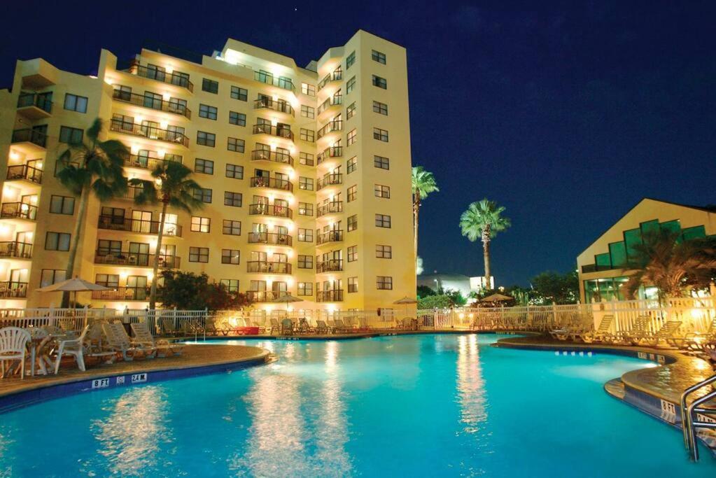 15 - Amazing Vulcano Bay - Universal View *