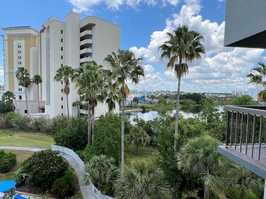 15 - Amazing Vulcano Bay - Universal View
