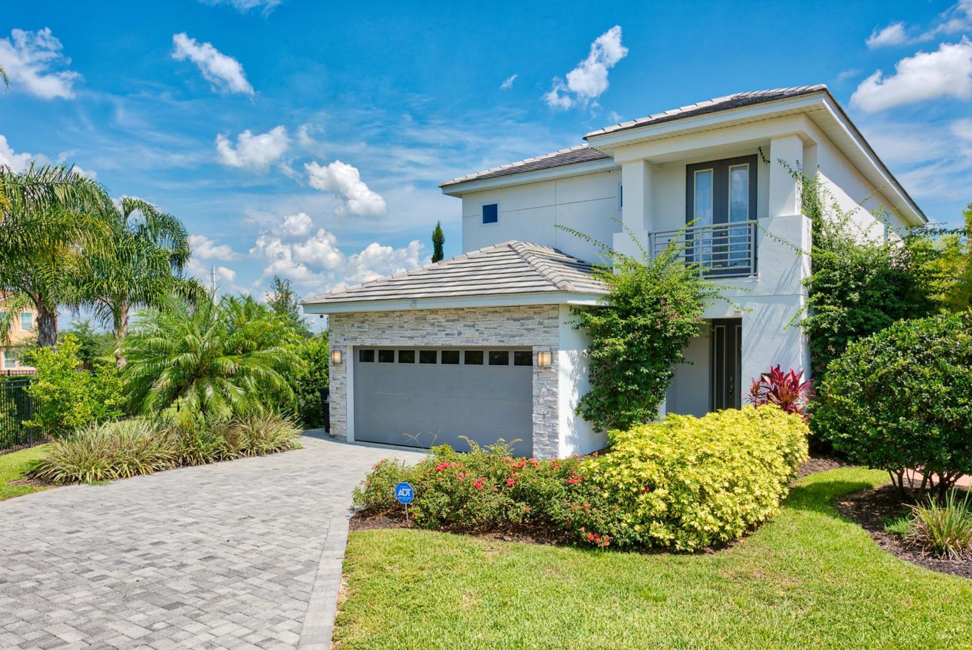 Holiday home Brilliant Home: Disney-adjacent With Private Pool And Game