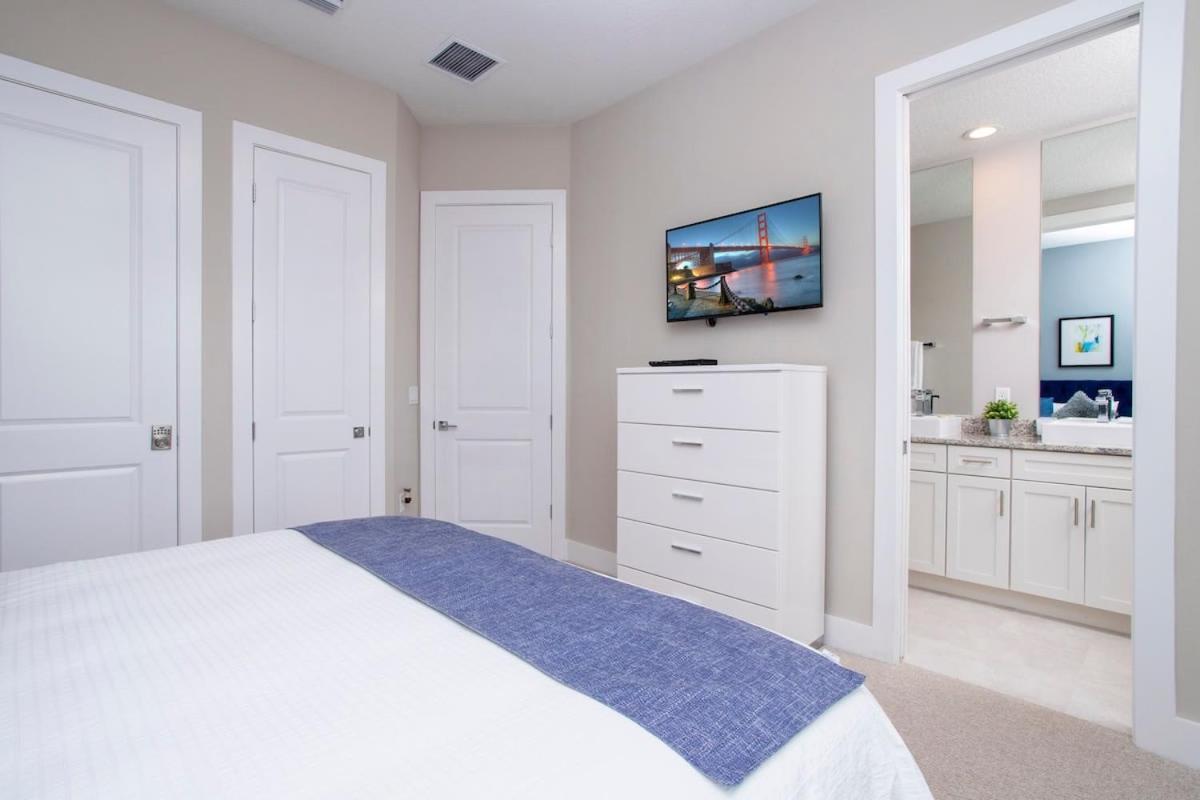 Holiday home Gorgeous 4 Bedroom Family Friendly Close To 7573