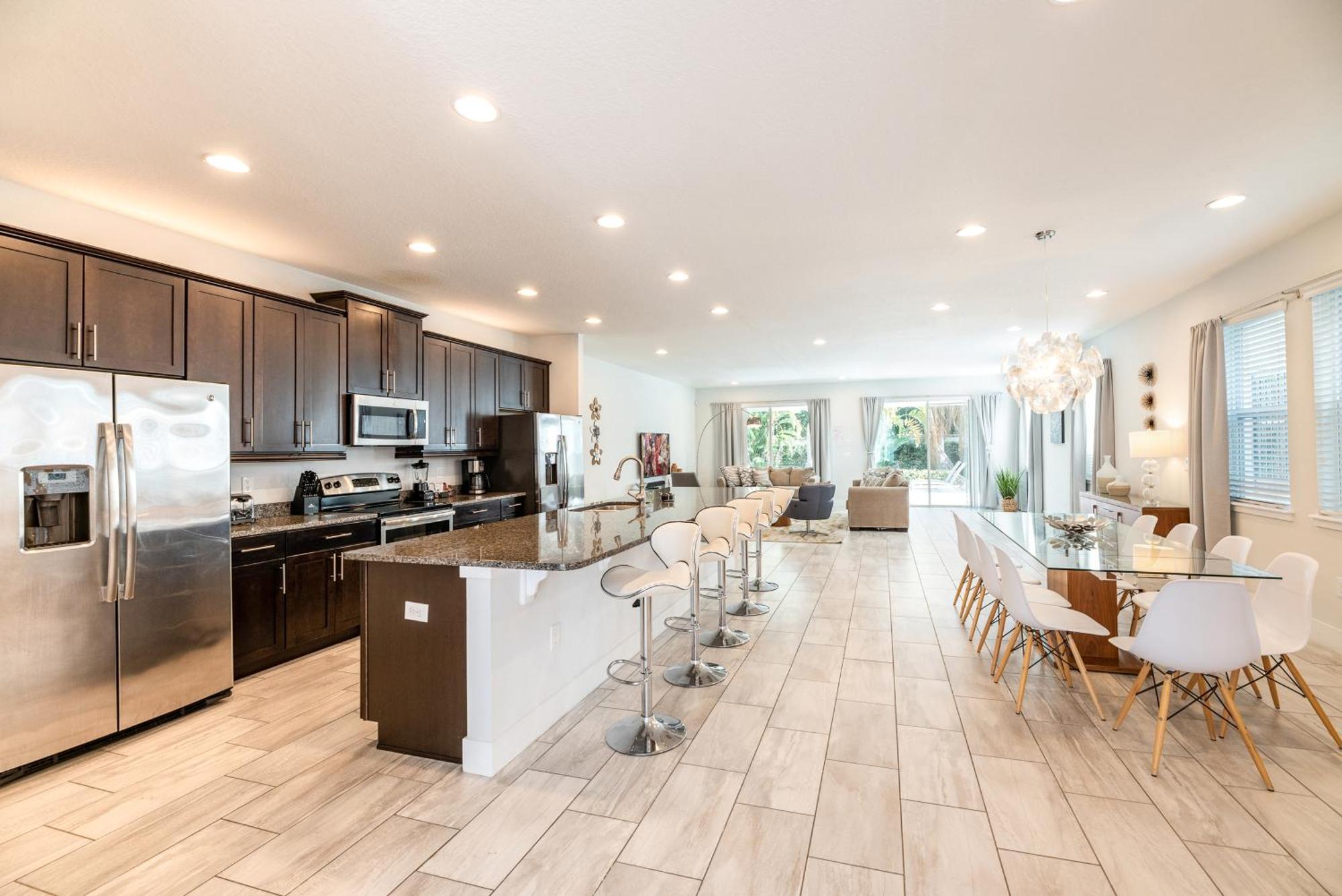 Amazing With Game And Private Pool Near By Rentyl - 7649w *