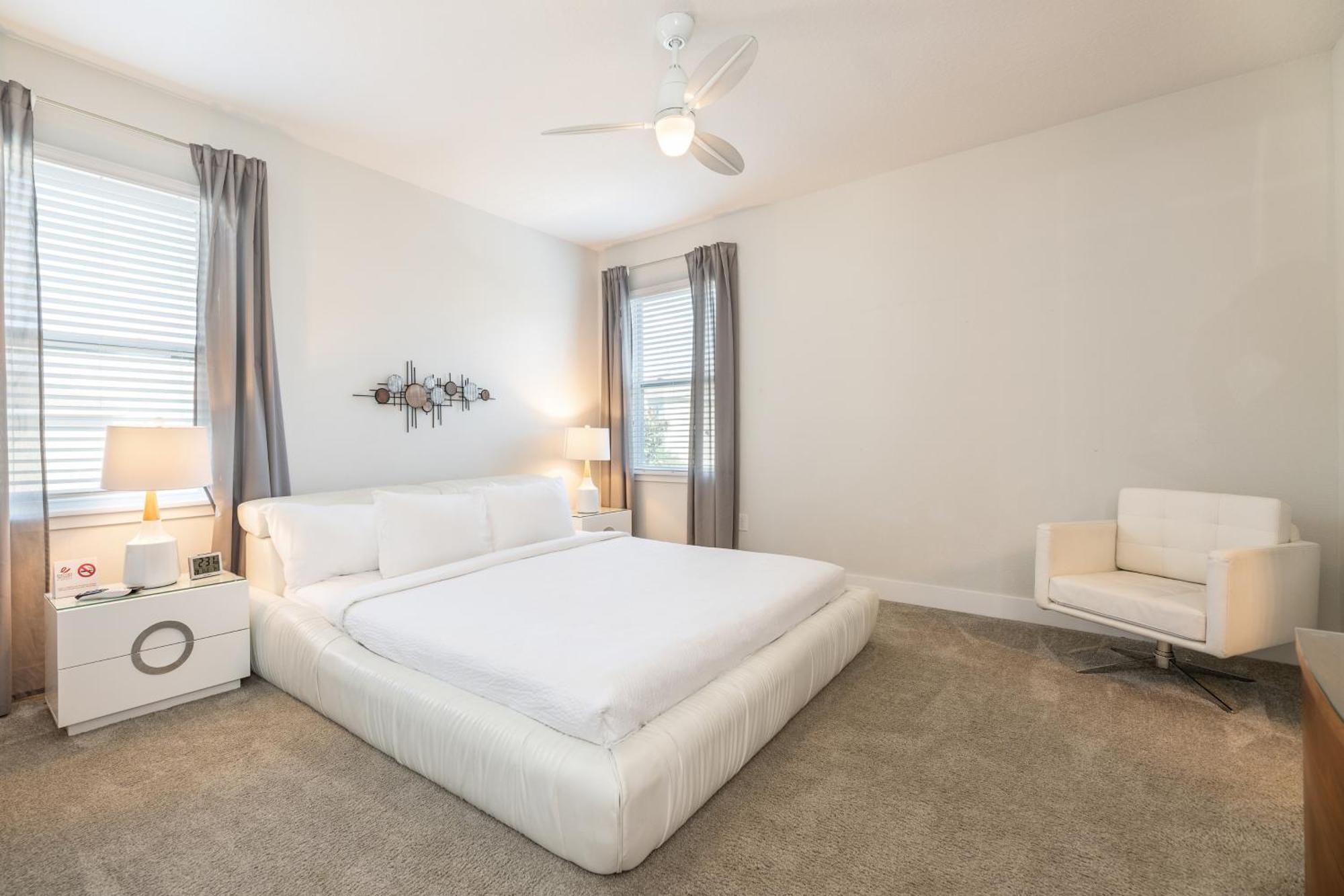 Amazing With Game And Private Pool Near By Rentyl - 7649w *