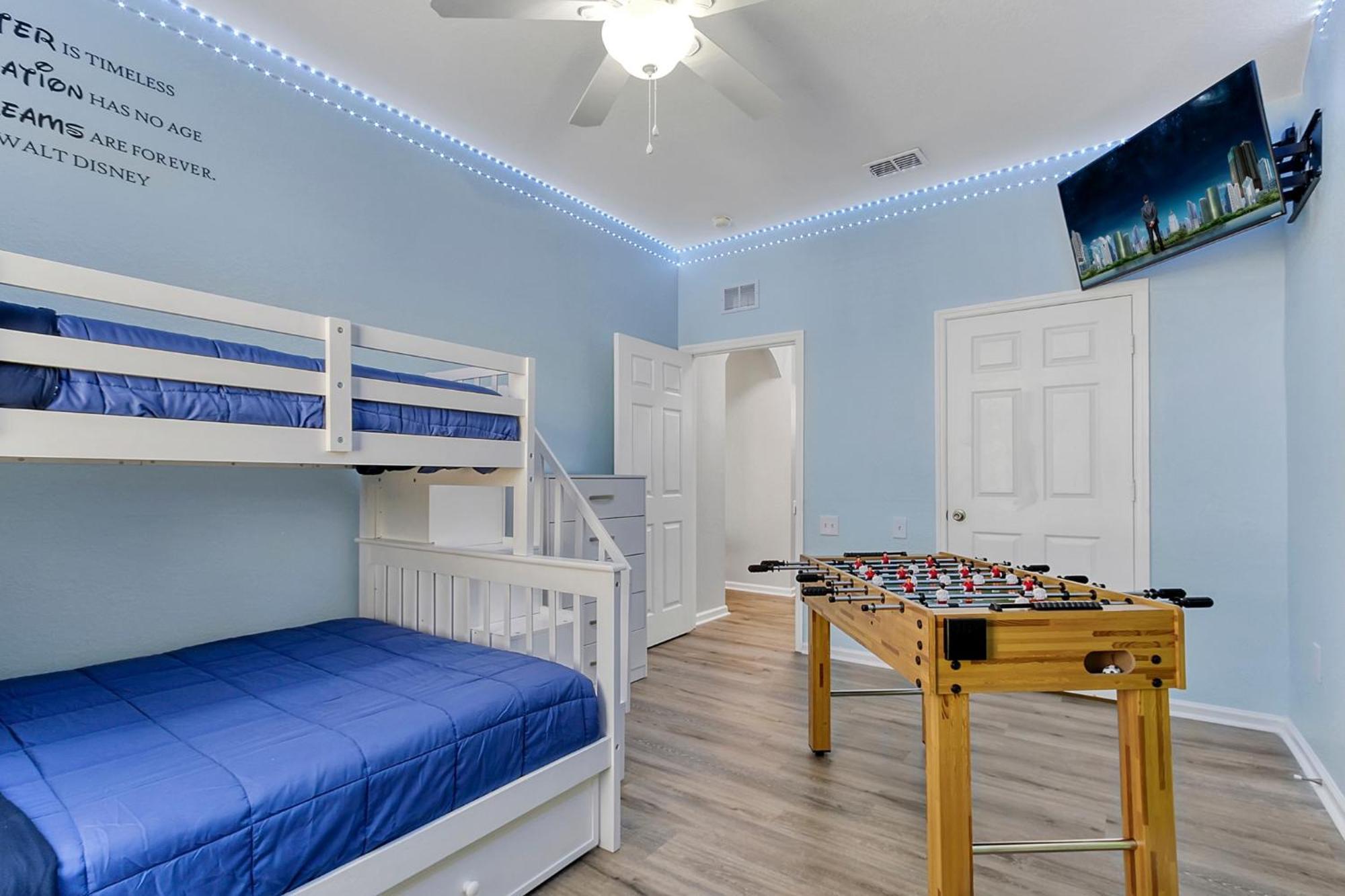 Apartment The Perch-2 Miles From Disney, Movie Theatre & Water Park *