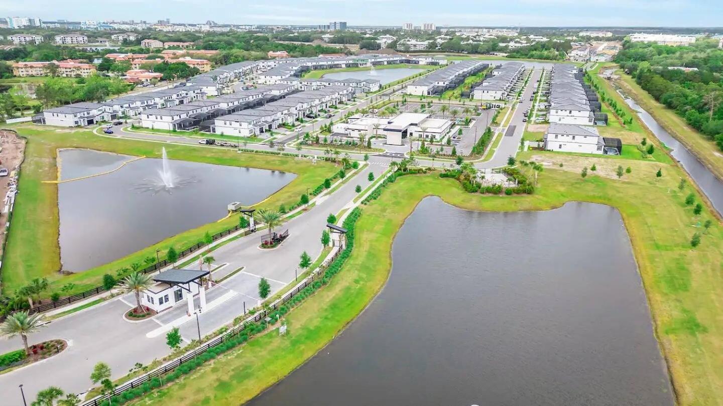New 5bed Townhome Close To Sea World 10269 * Orlando