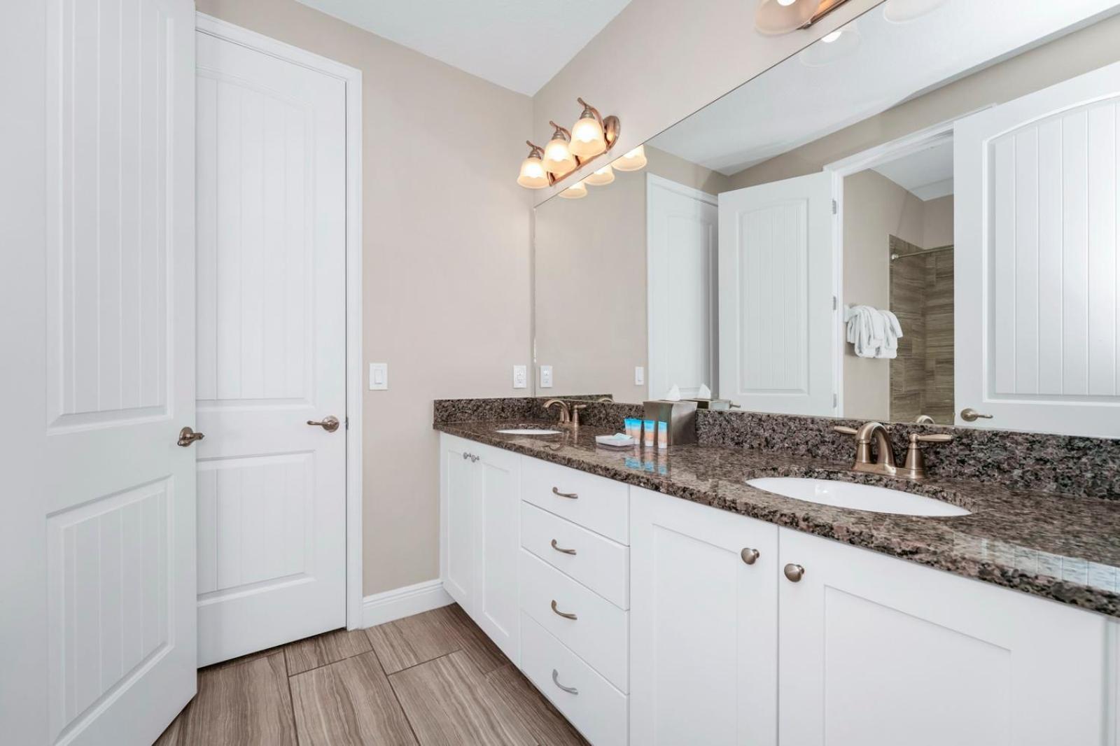 Spacious With Private Pool, Themed And Game Near - 341pn Holiday home *
