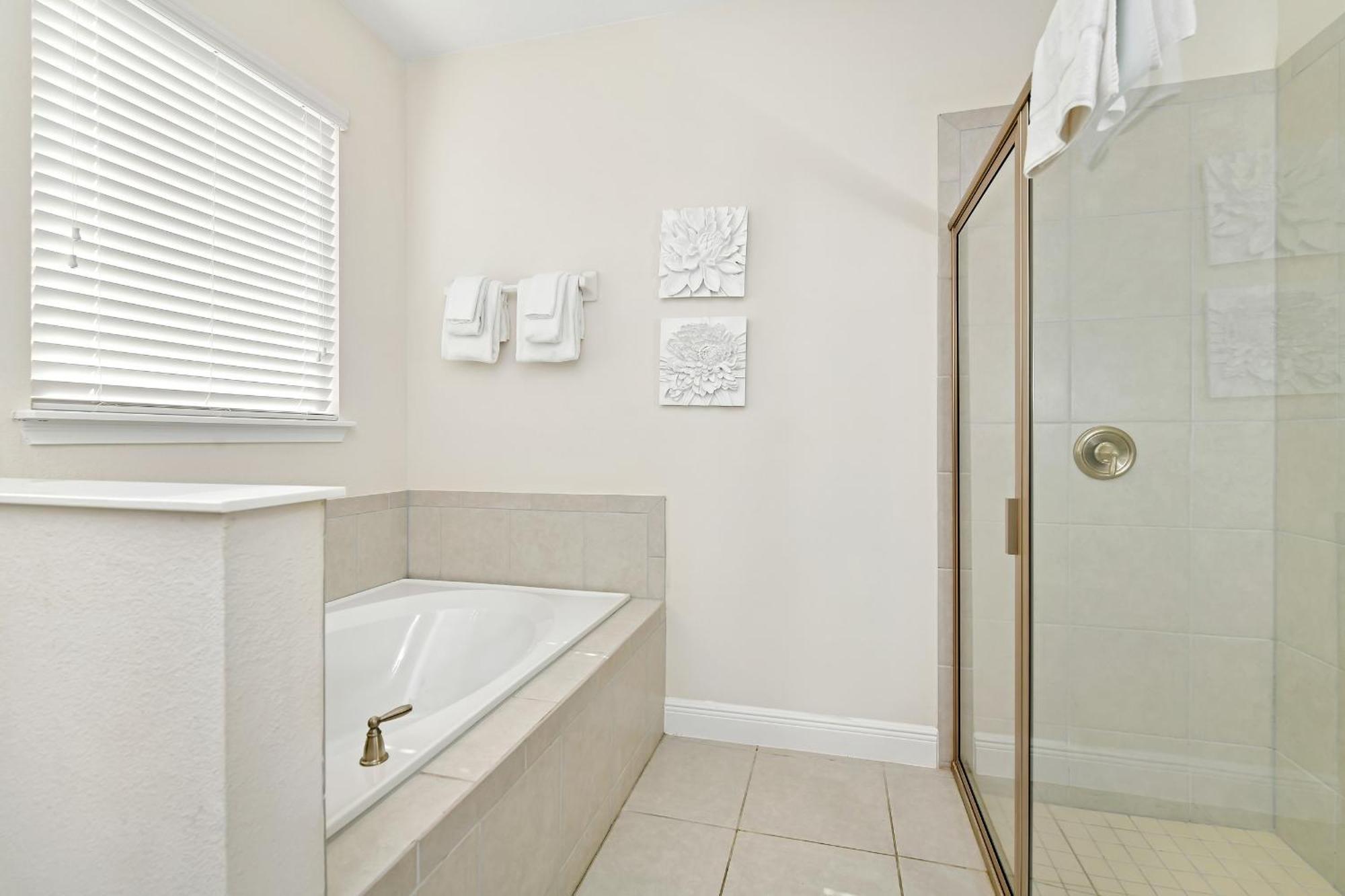 Holiday home Vibrant At Encore Resort: Private Pool & Amenities