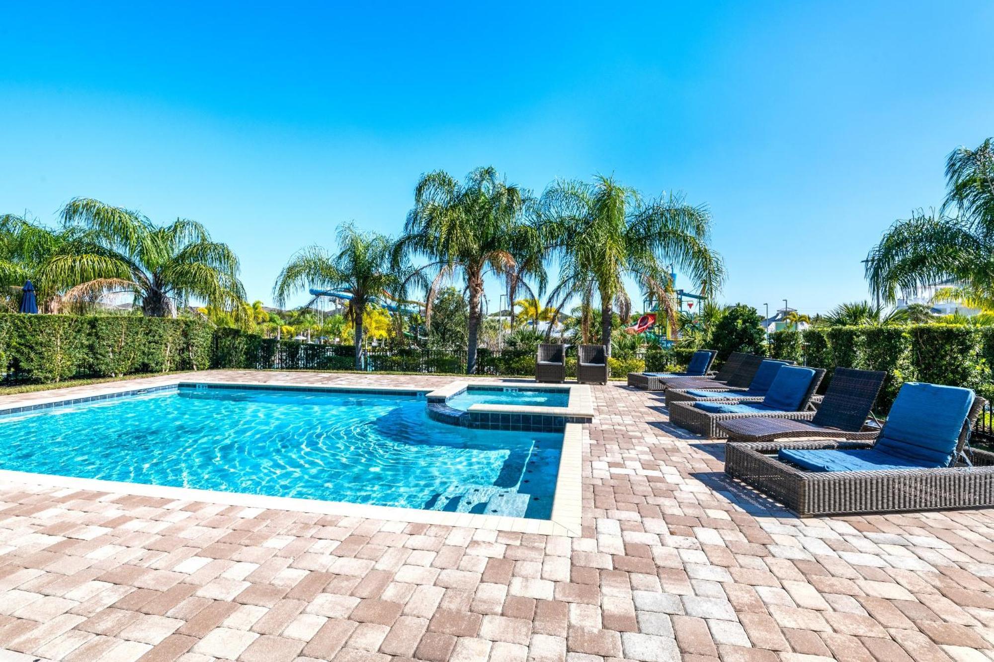 Holiday home Vibrant At Encore Resort: Private Pool & Amenities *