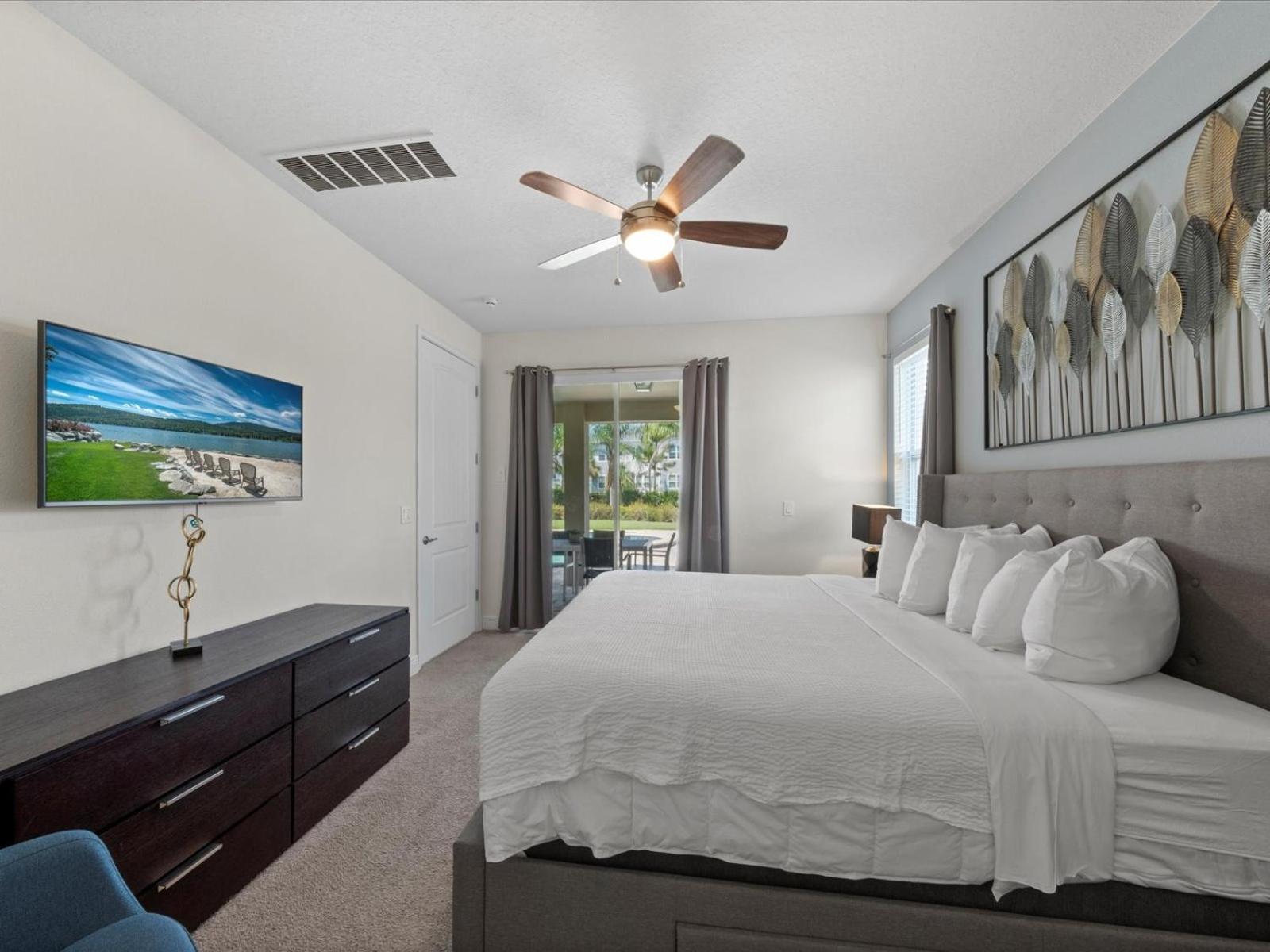 Unique With Media Room, Theme And Private Pool Near With Access By Rentyl - 7716f Holiday home Orlando