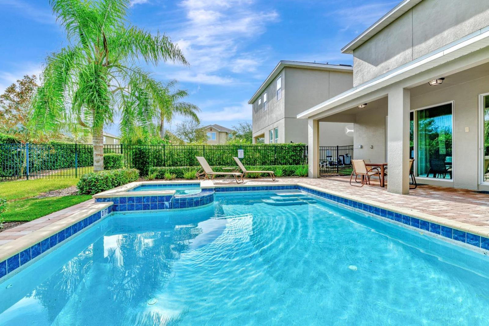 Spacious With Private Pool And Game Near With Amenities By Rentyl 660l Holiday home *
