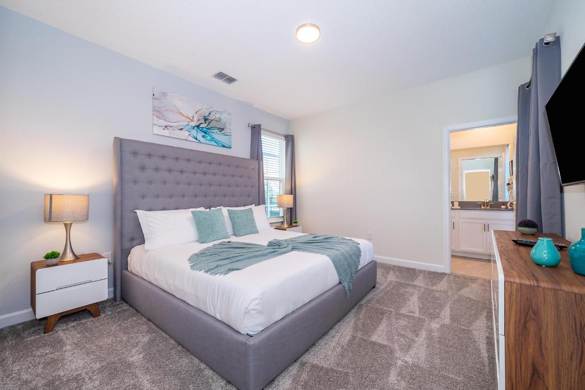 800mo 5 Bed/5 Ba * Orlando