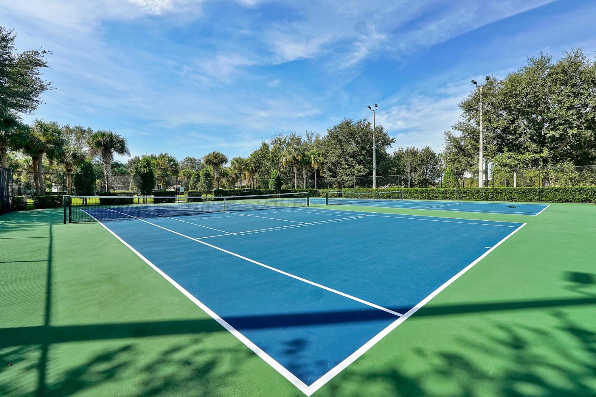 The Perch-2 Miles From Disney, Movie Theatre & Water Park