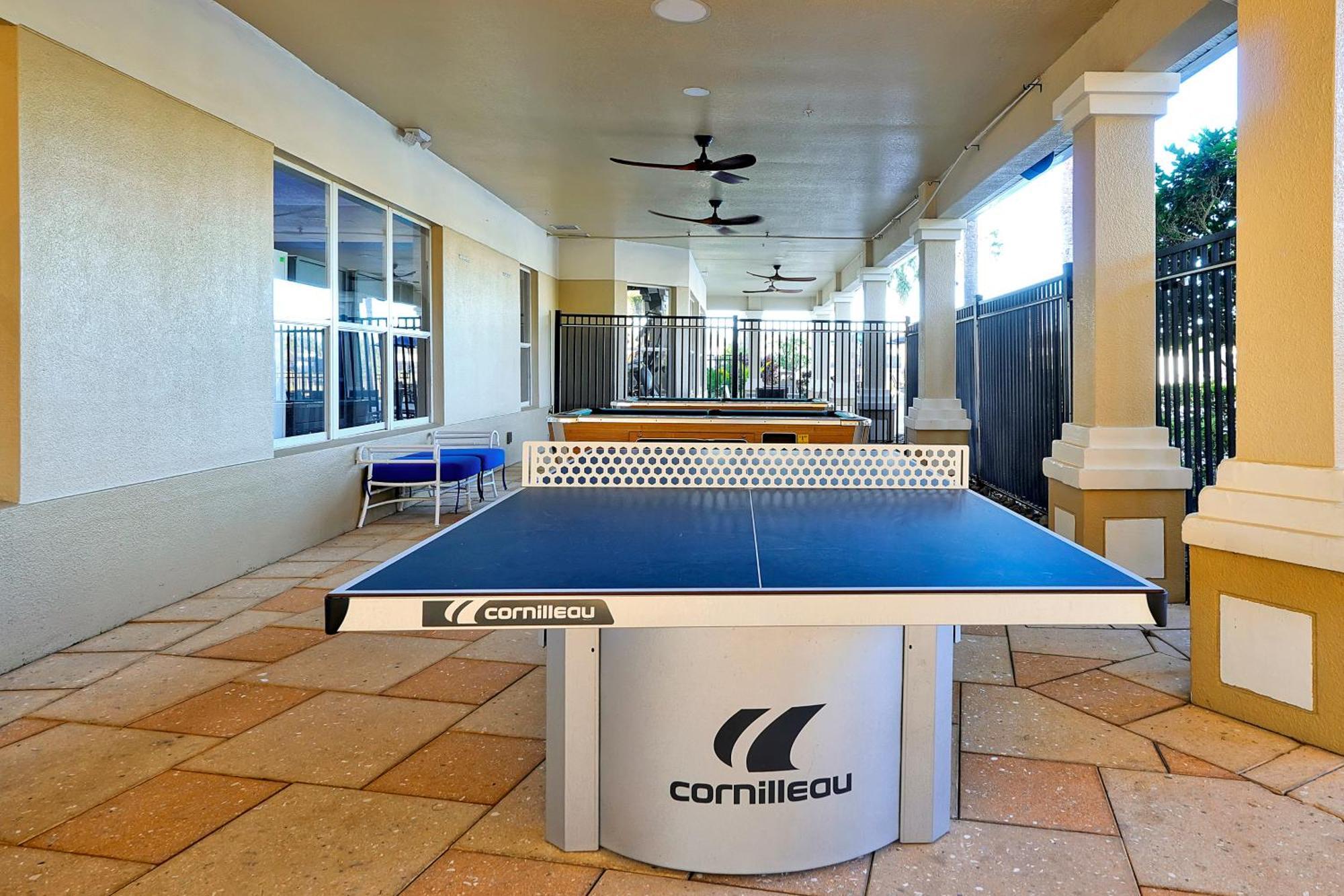 The Perch-2 Miles From Disney, Movie Theatre & Water Park * Orlando