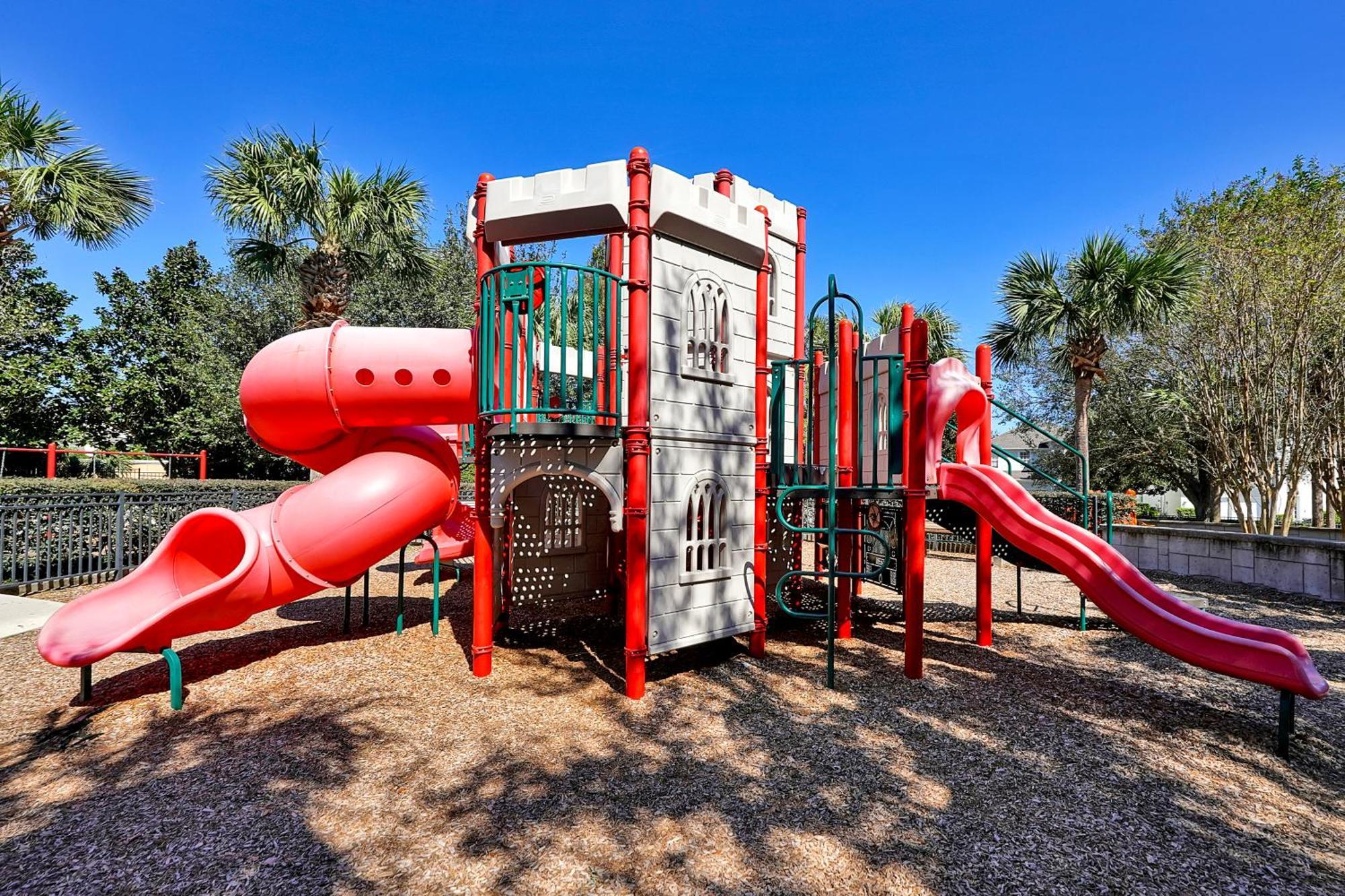 The Perch-2 Miles From Disney, Movie Theatre & Water Park Apartment