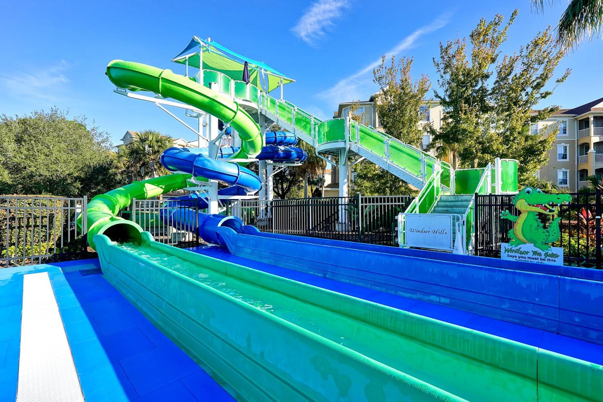 The Perch-2 Miles From Disney, Movie Theatre & Water Park Apartment Orlando