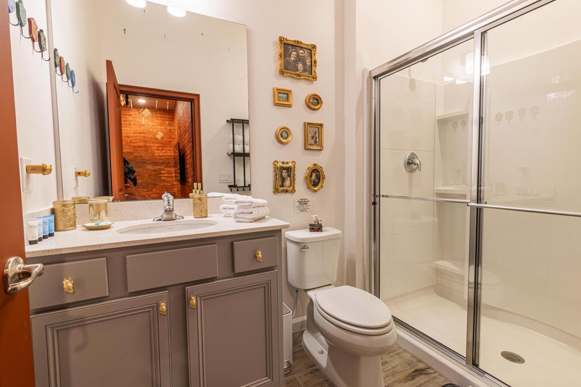 Dream House Com 12 Themed Bedrooms 5851 Orlando