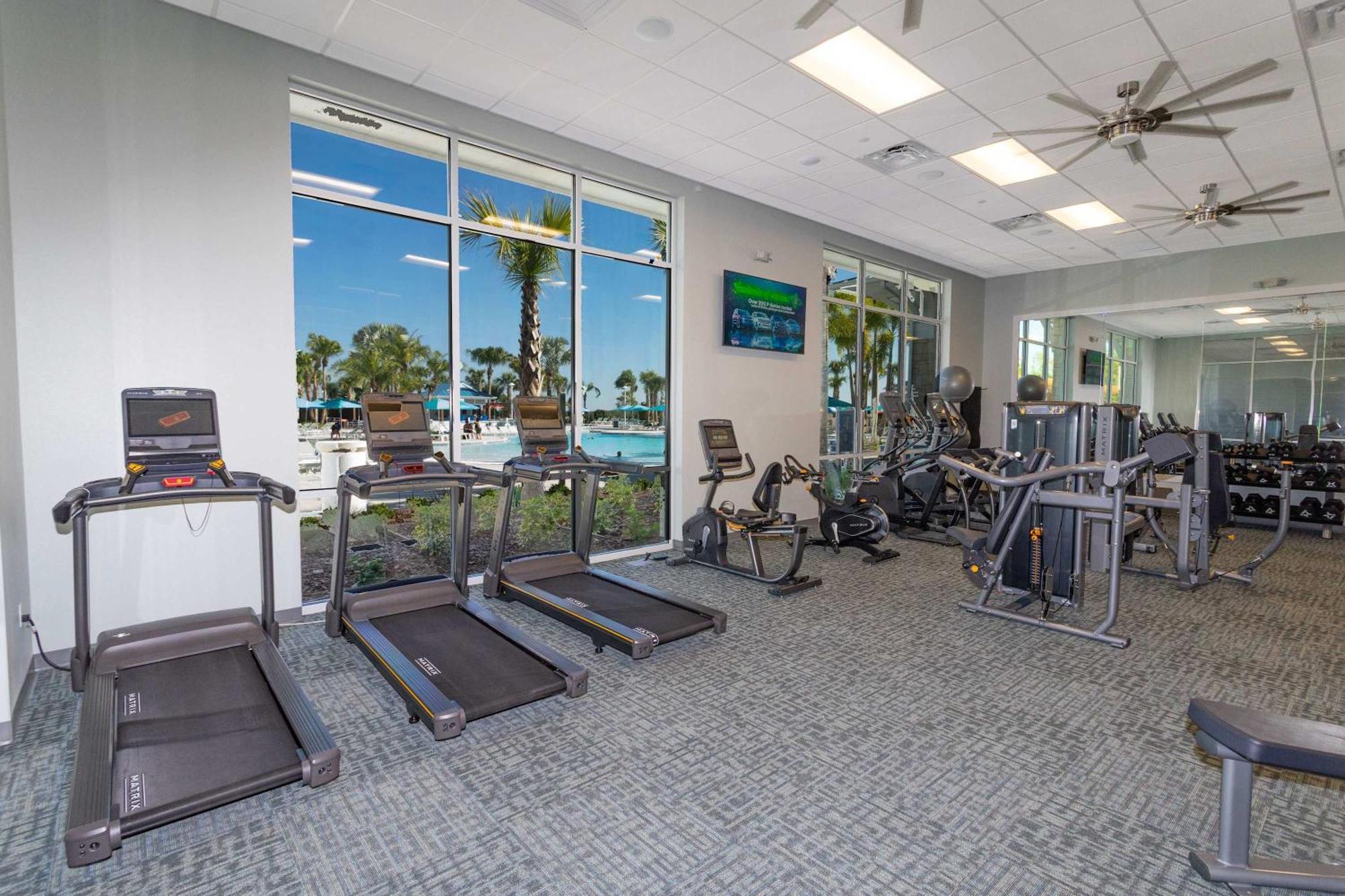 Chic 10br Retreat With Themed & Pool Holiday home Orlando