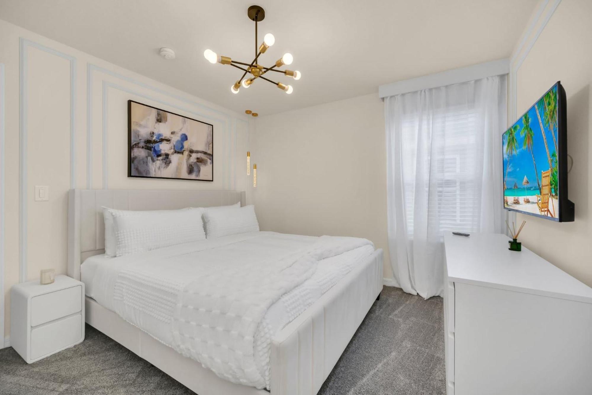 Holiday home Chic 10br Retreat With Themed & Pool Orlando