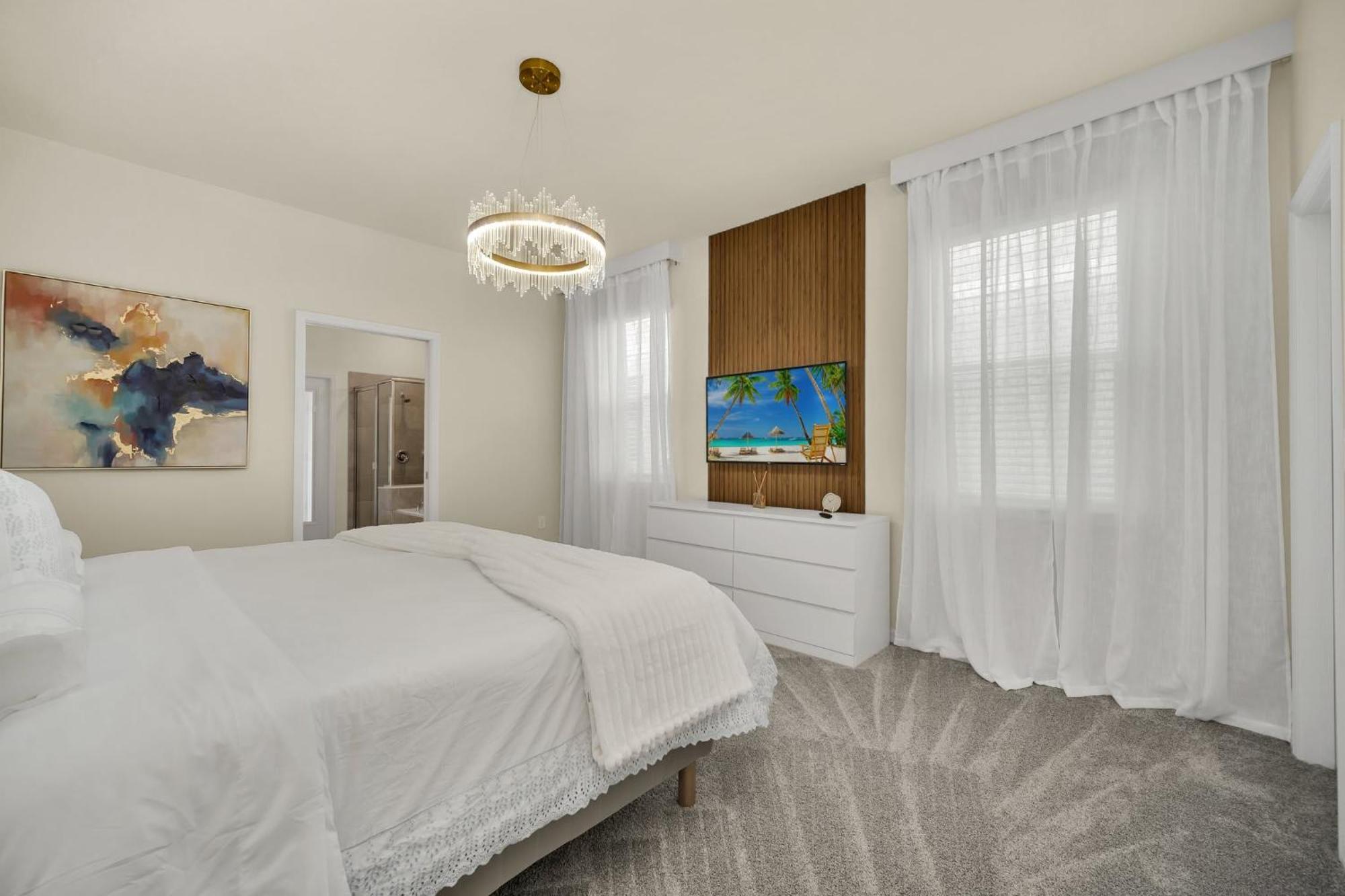 Holiday home Chic 10br Retreat With Themed & Pool Orlando