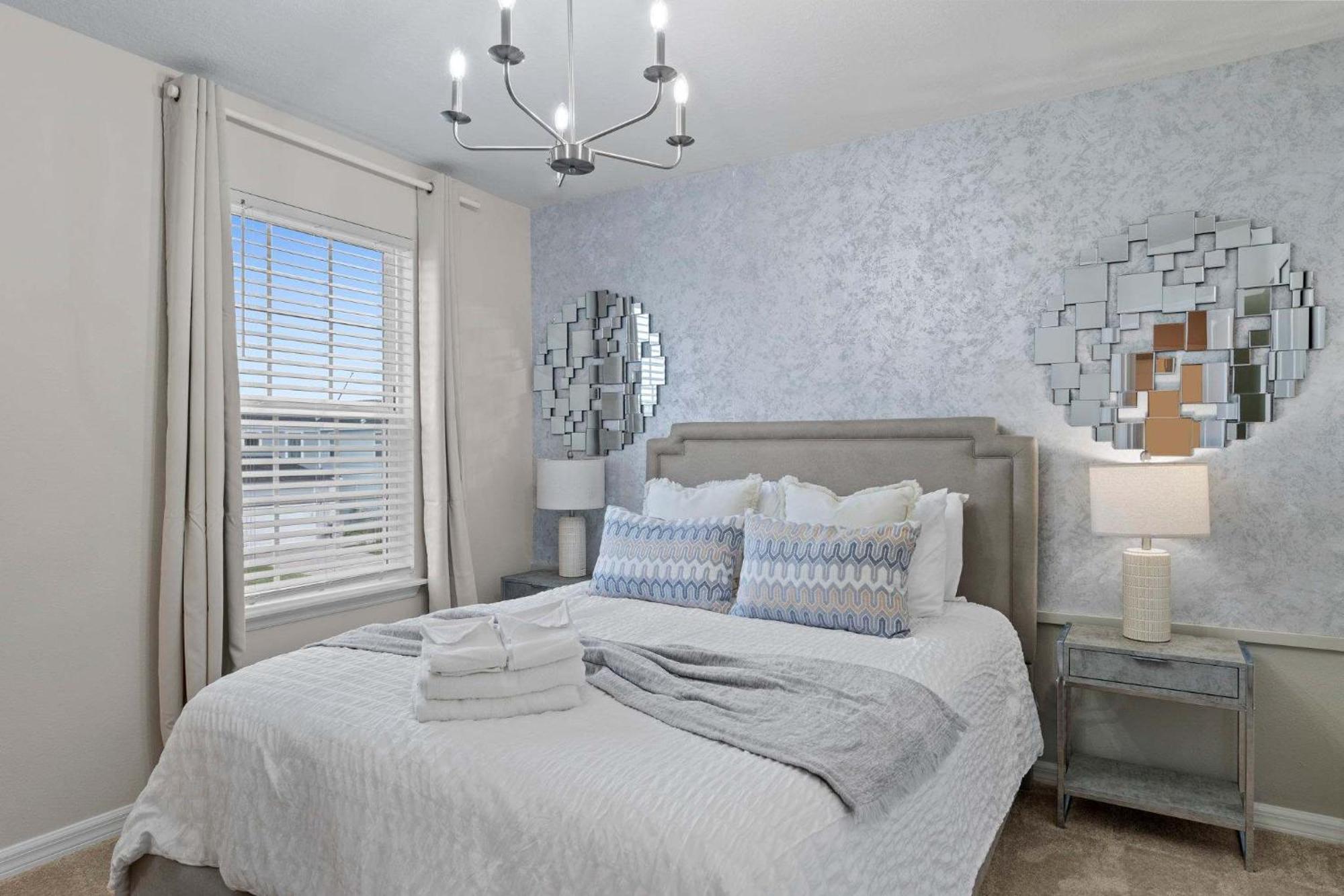 Chic 7bed With Private Pool, Theme Bedrooms Holiday home