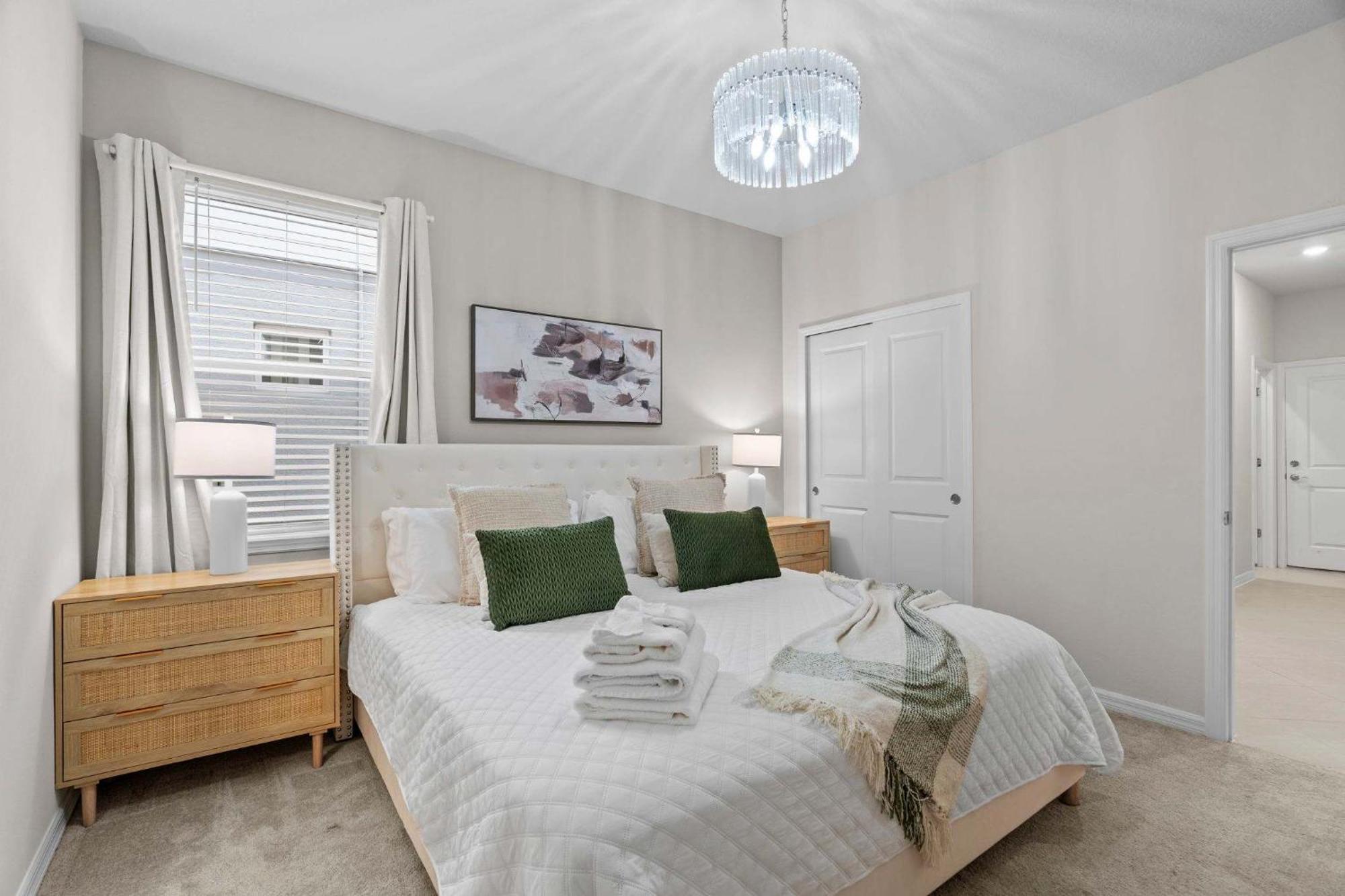 Holiday home Chic 7bed With Private Pool, Theme Bedrooms