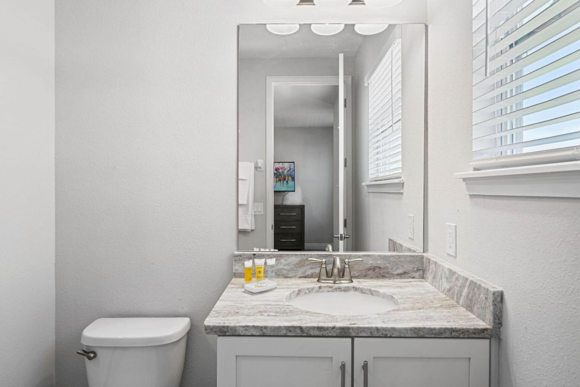 Ultimate Luxury Retreat: 5 Bedroom With Pool And Jacuzzi Villa Orlando