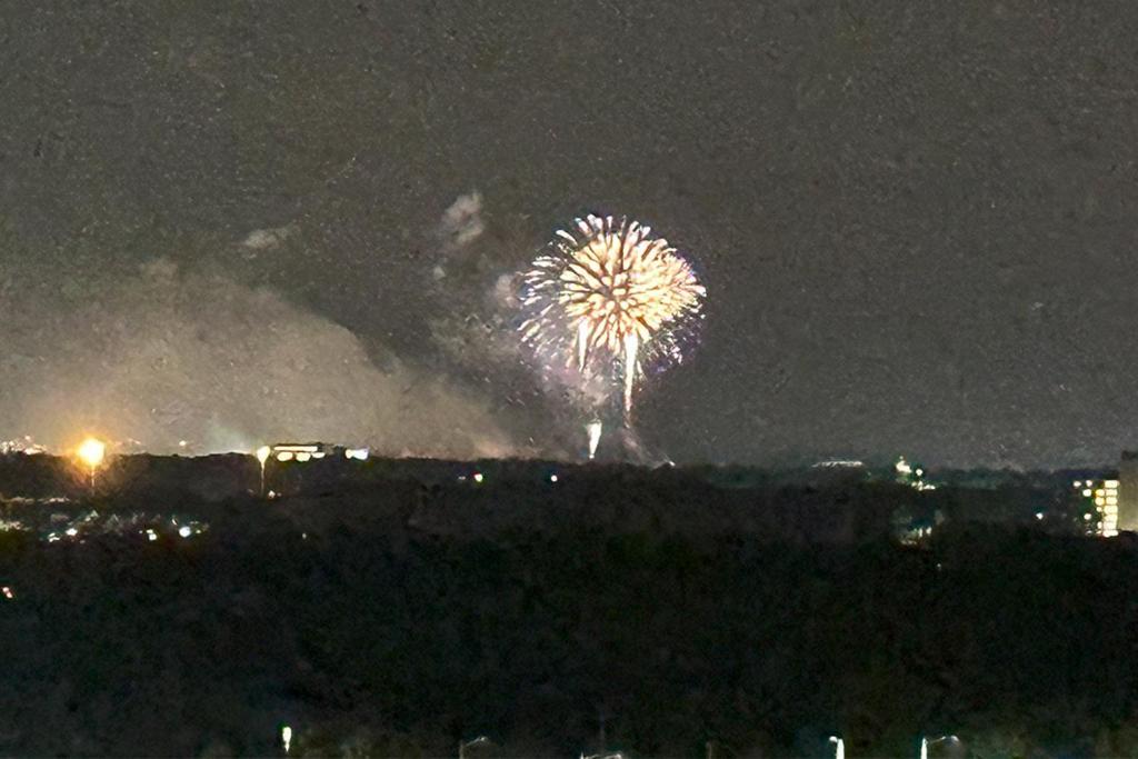 Aparthotel Spider-man-themed Near Disney, Sea World, Universal And Occc With Pool, Spa, Restaurants, Shuttle, Private Balcony, And View Of Fireworks Shows *