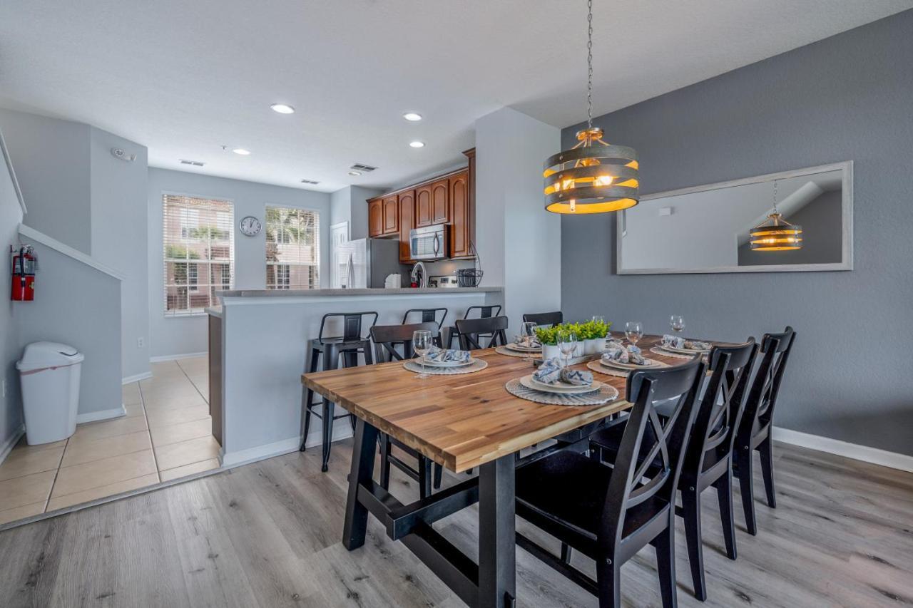 Th155 - 3 Bedroom Townhome Near Epic Universe Holiday home Orlando