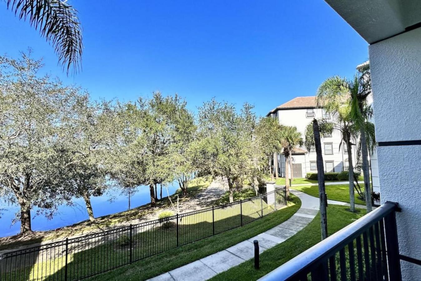 Holiday home Is3-205 Lakefront - Universal *
