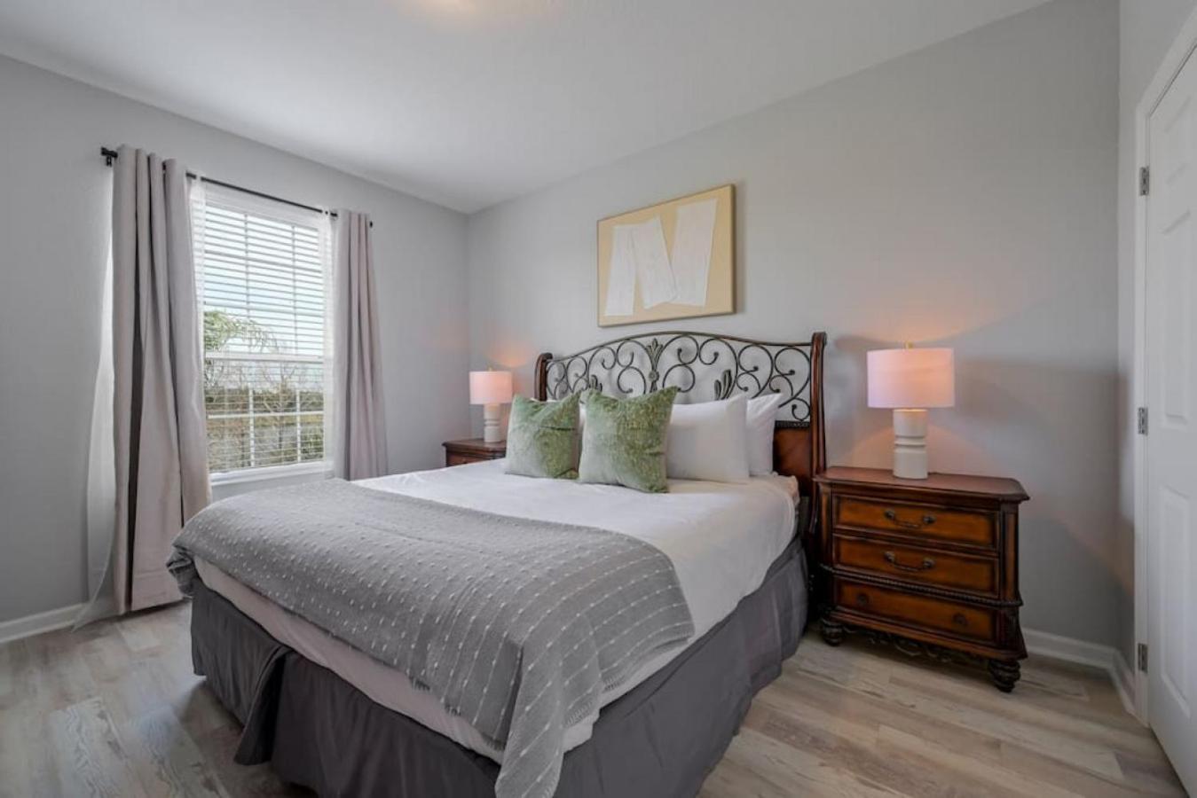 Holiday home Is2-310 - New Listing - Near Major Attractions