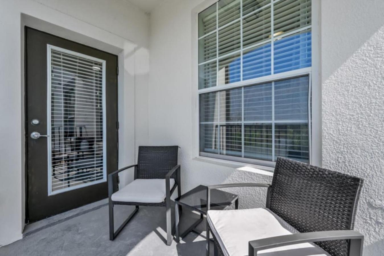 Is2-310 - New Listing - Near Major Attractions