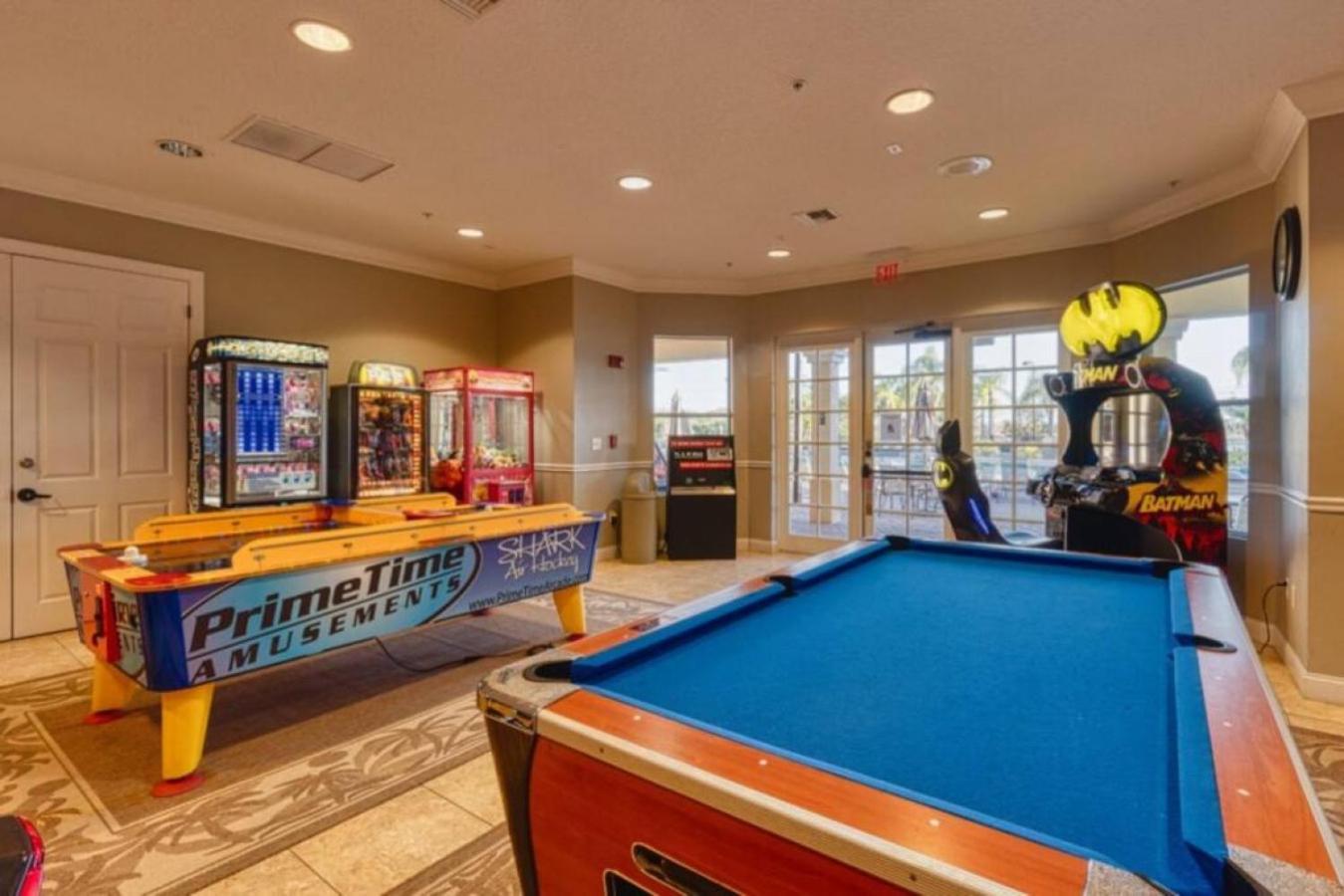 Is1-106 Beautiful - Across From Pool Holiday home *