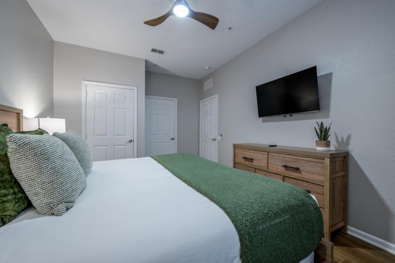 Holiday home Is1-106 Beautiful - Across From Pool *