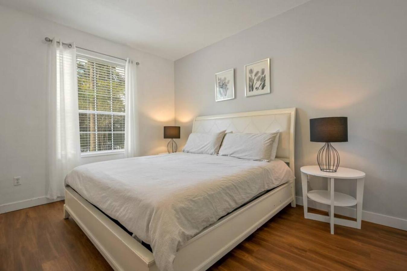 Is1-103 Lakefront Unit - Near Major Attractions Holiday home