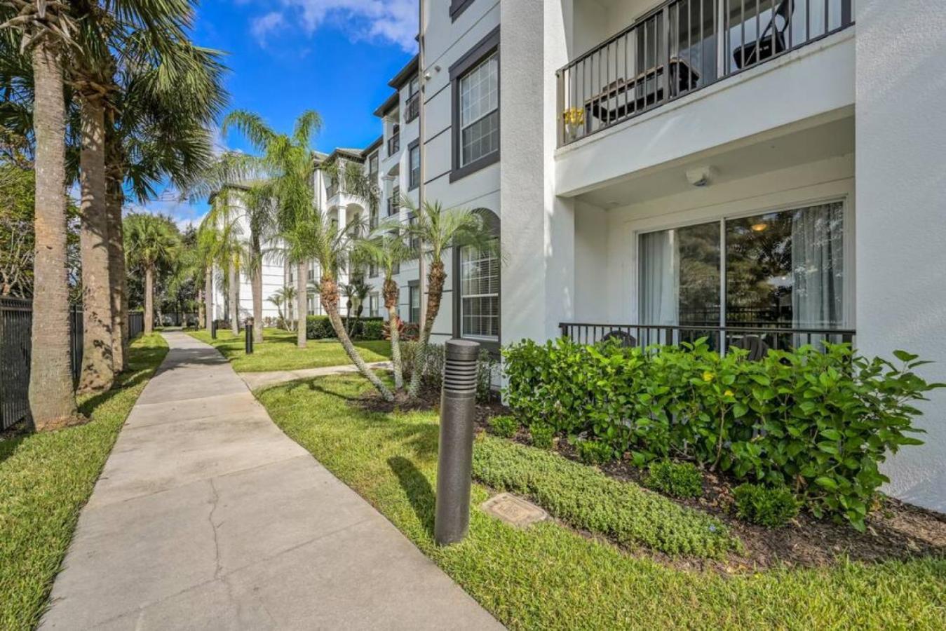Holiday home Is1-103 Lakefront Unit - Near Major Attractions
