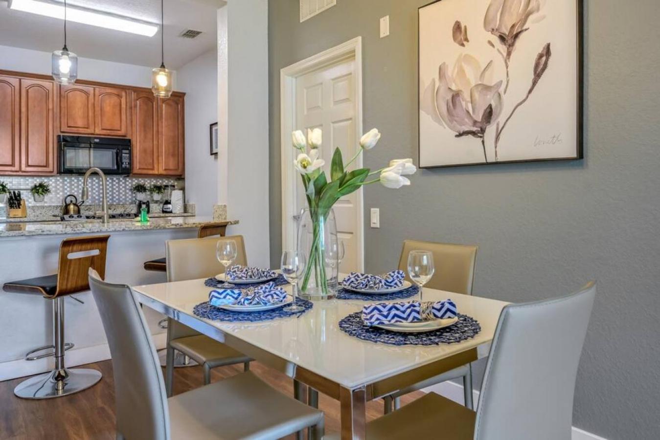 Is1-103 Lakefront Unit - Near Major Attractions Holiday home Orlando