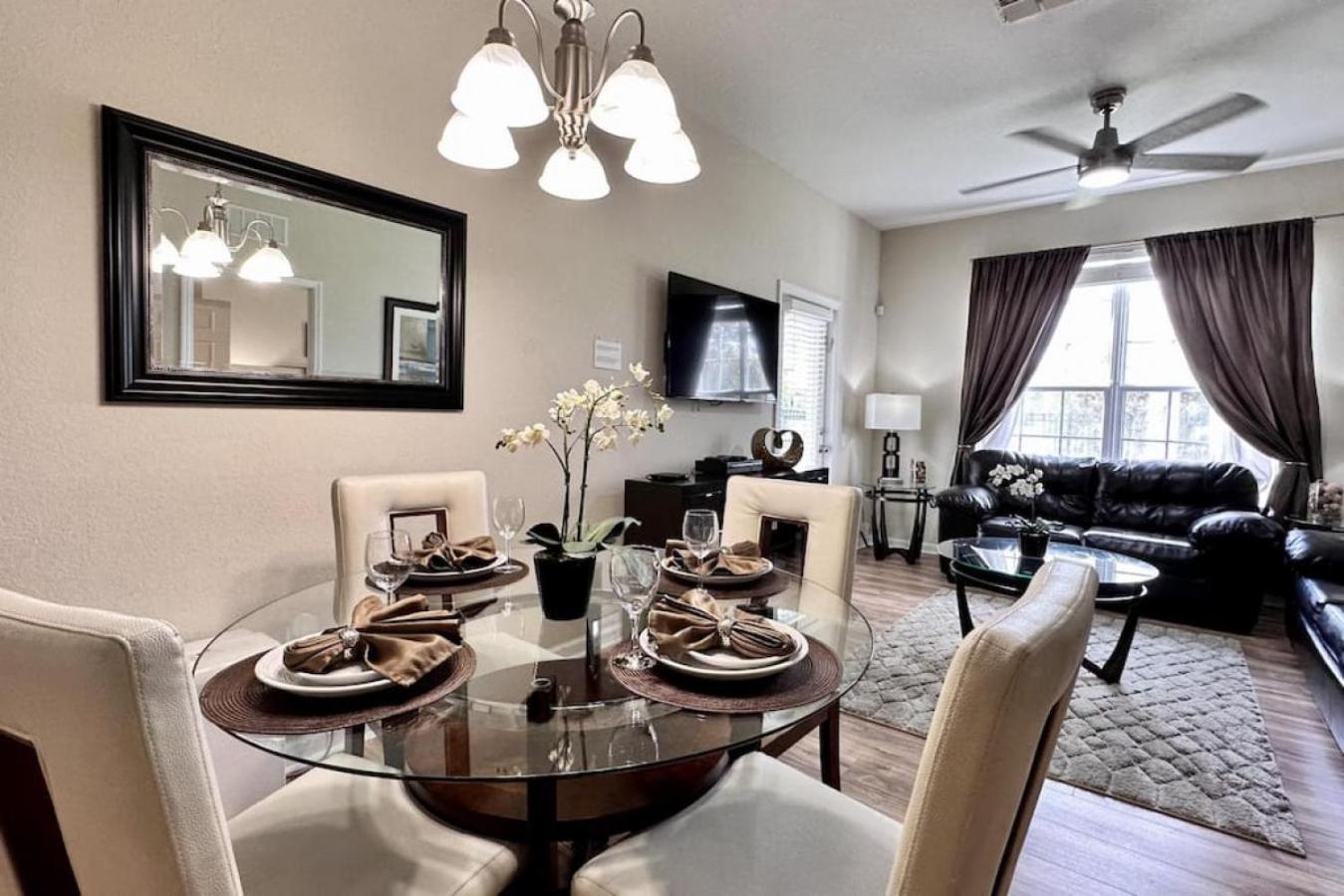 Is1 110 - Lakefront Unit - Near Major Attractions Holiday home Orlando
