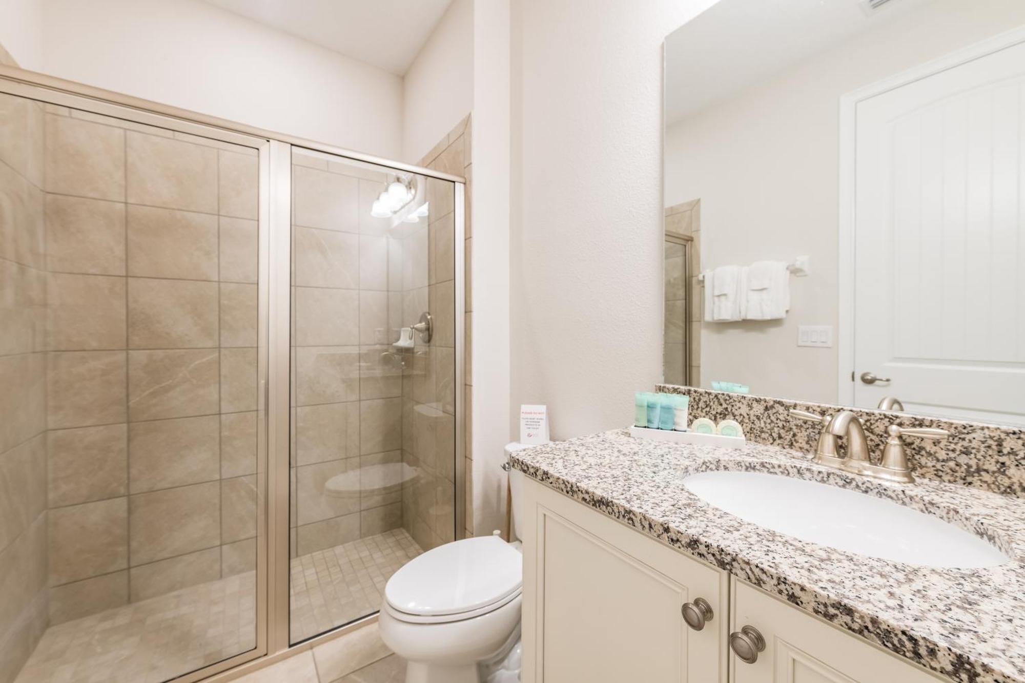 Holiday home Cozy By Rentyl Near With Private Pool, Air Hockey Table & Amenities - 321b Orlando