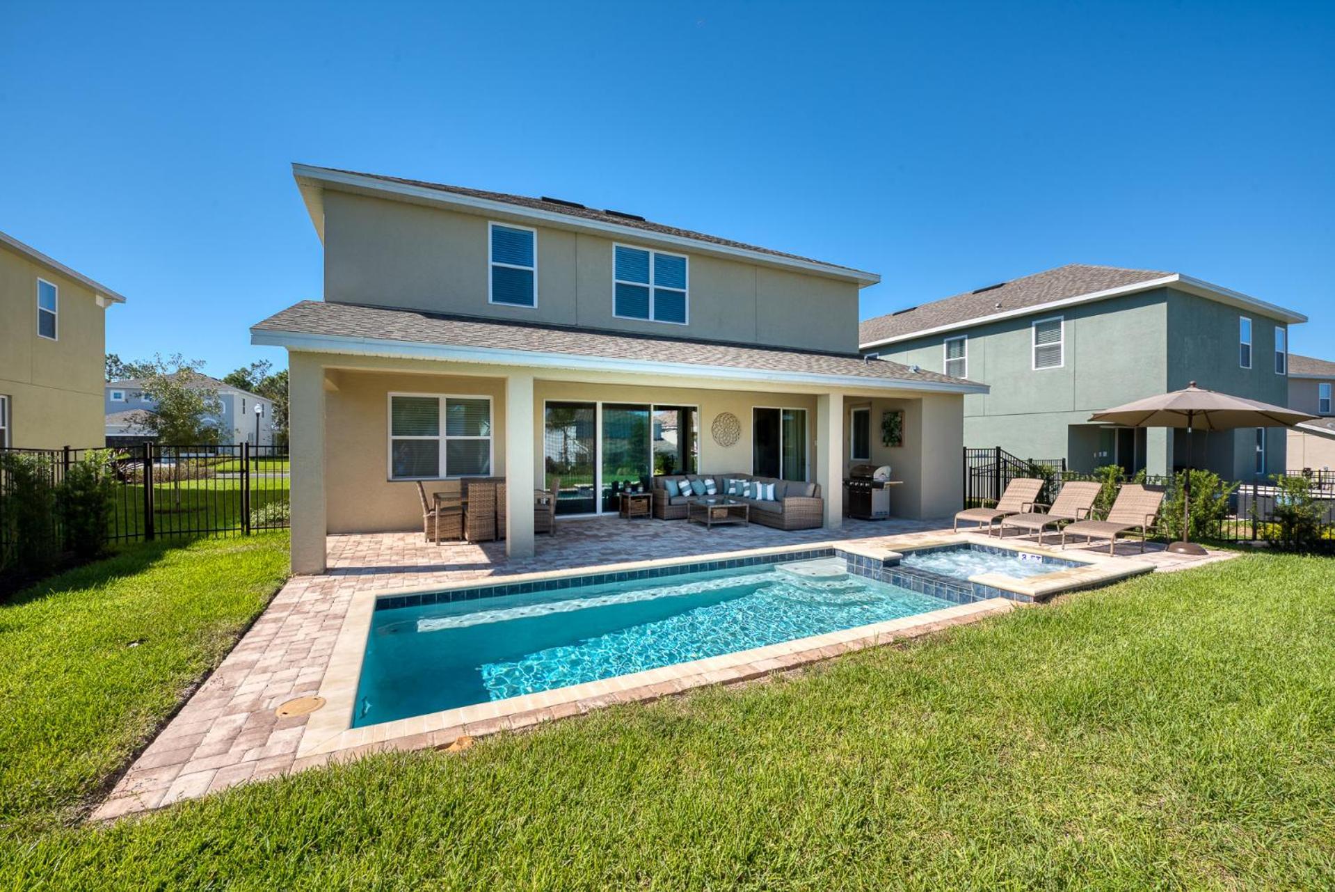 Holiday home Chic By Rentyl With Mini Soccer Field & Golf Near - 7715f *