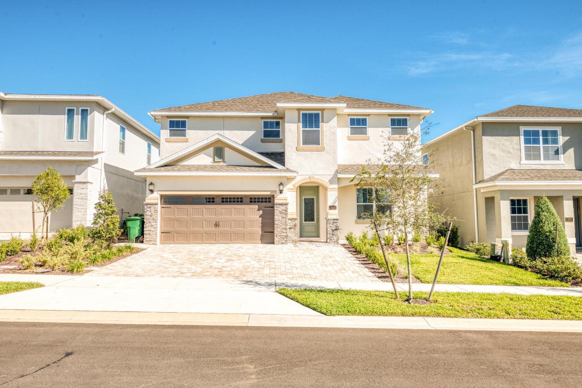 Spacious With Game By Rentyl Near - 241s * Orlando