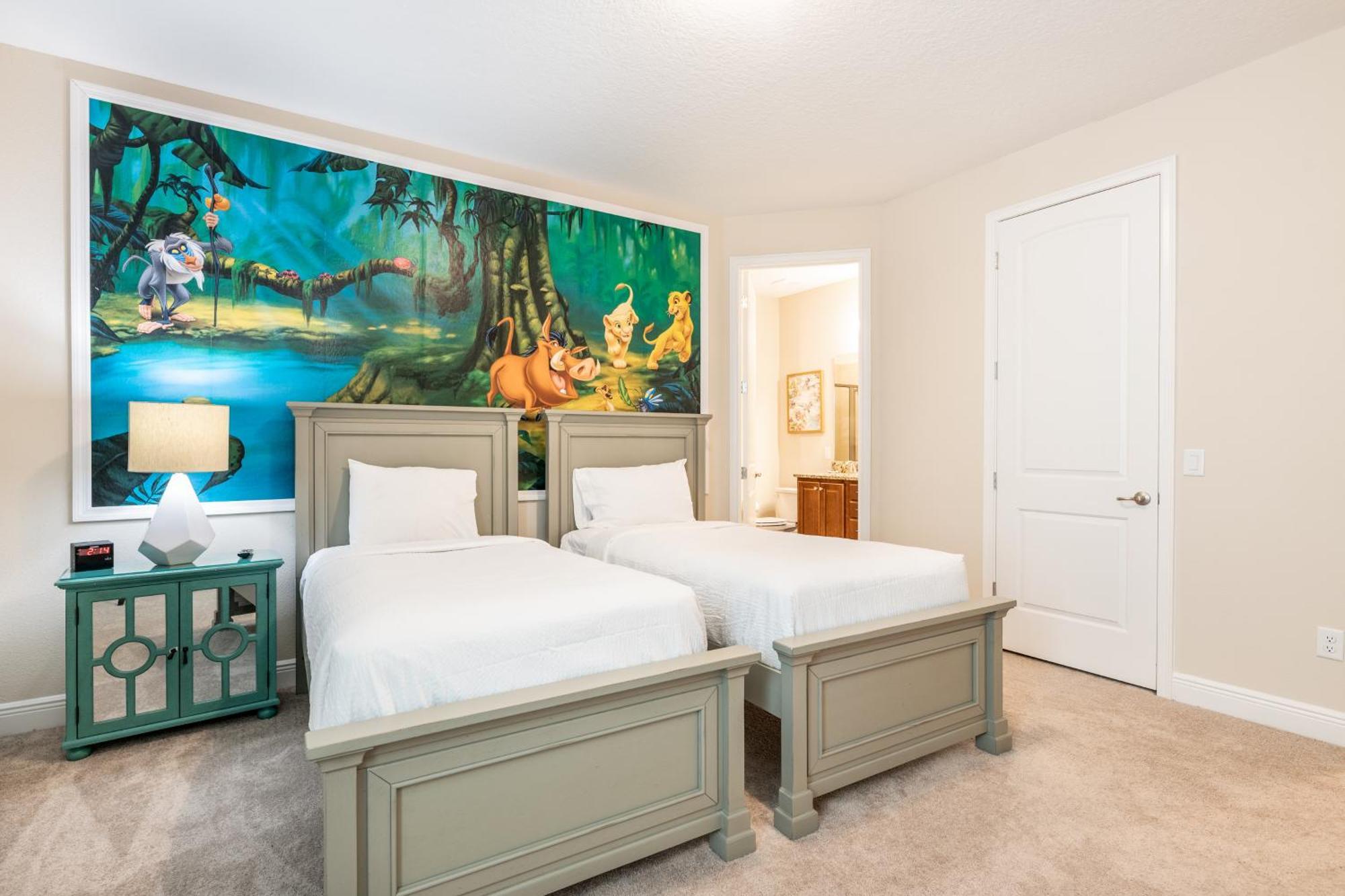 Inviting By Rentyl With Movie Theater, Pool Table And Theme Near - 332s *