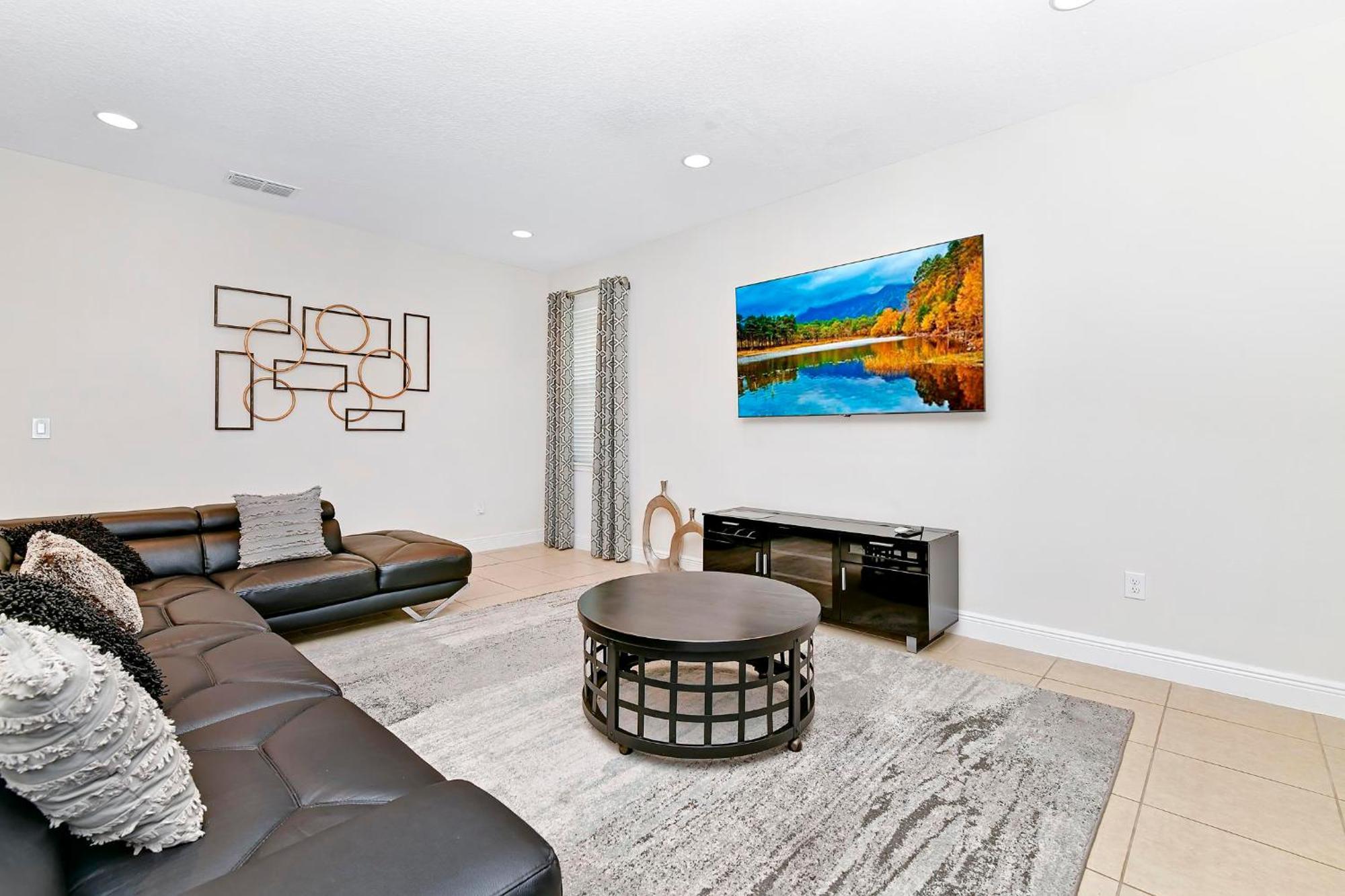 Holiday home Spacious With Private Pool & Amenities Near At Encore By Rentyl - 7403m