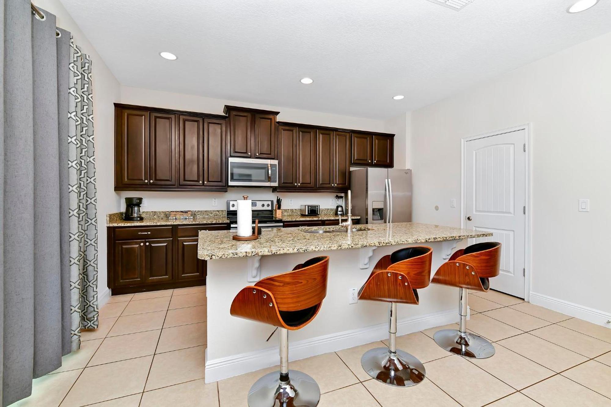 Spacious With Private Pool & Amenities Near At Encore By Rentyl - 7403m *