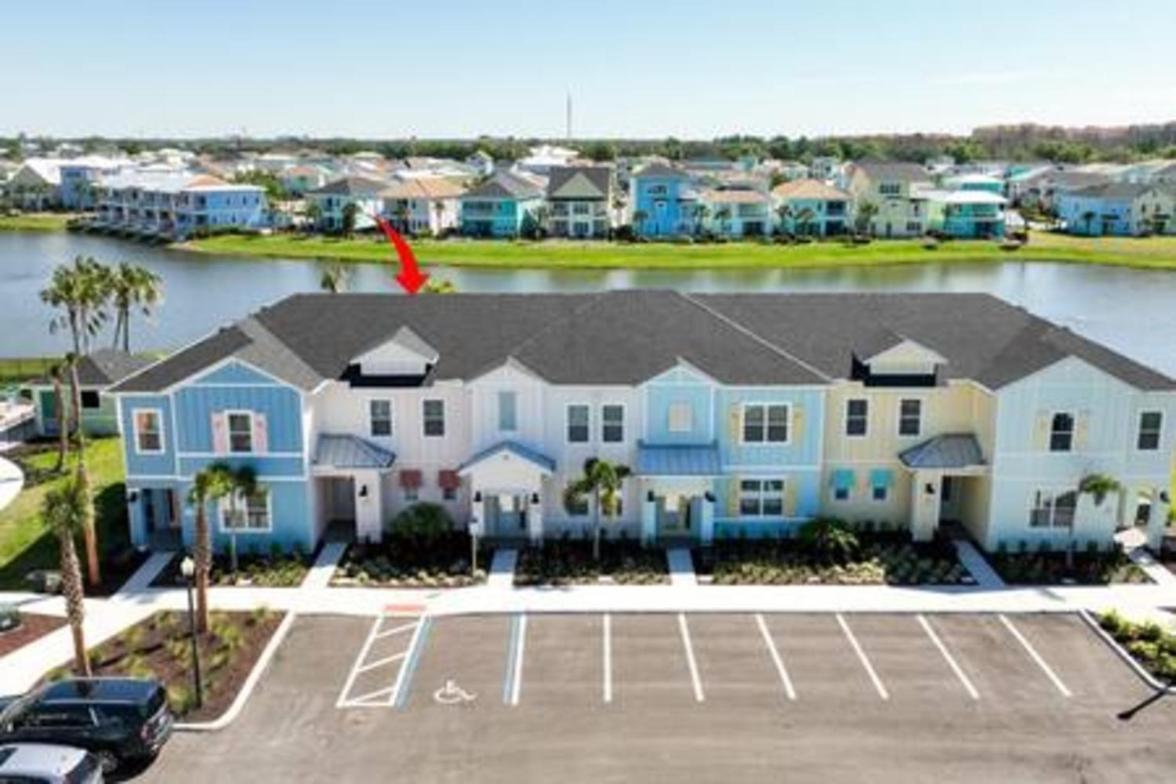 Holiday home Brand New Cozy 3br Margaritaville