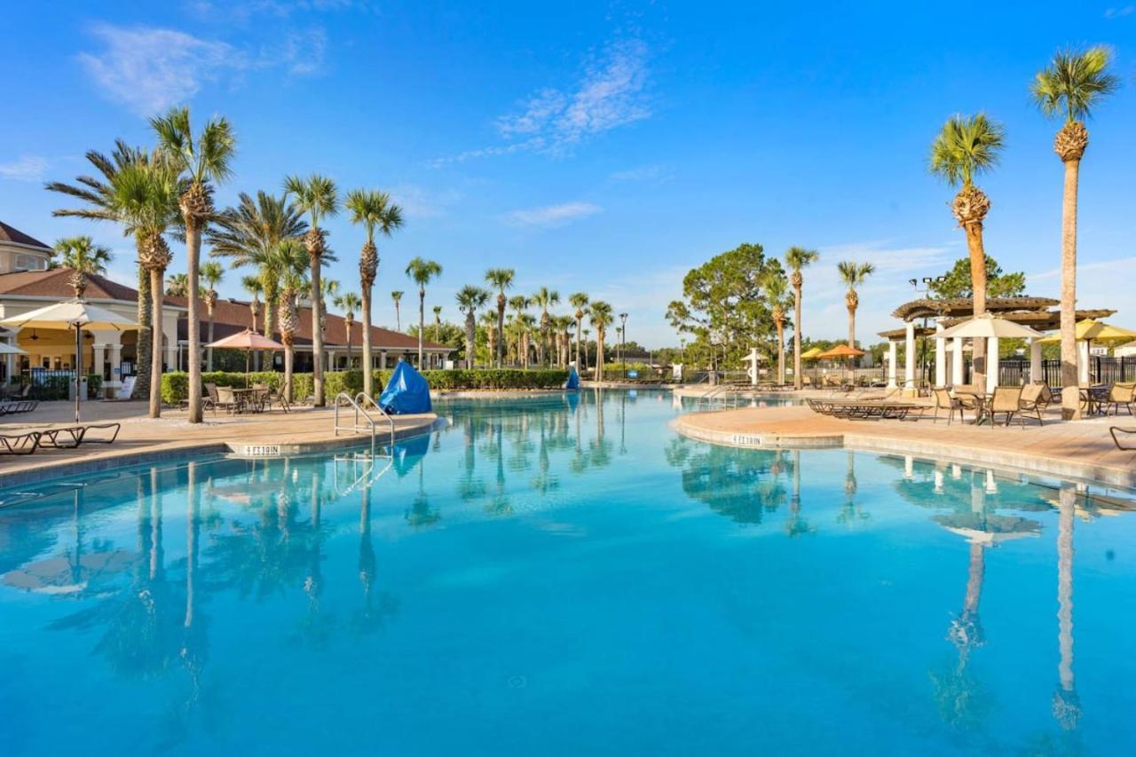 2584 - 6 Bedroom With Pool And Water Park Included *