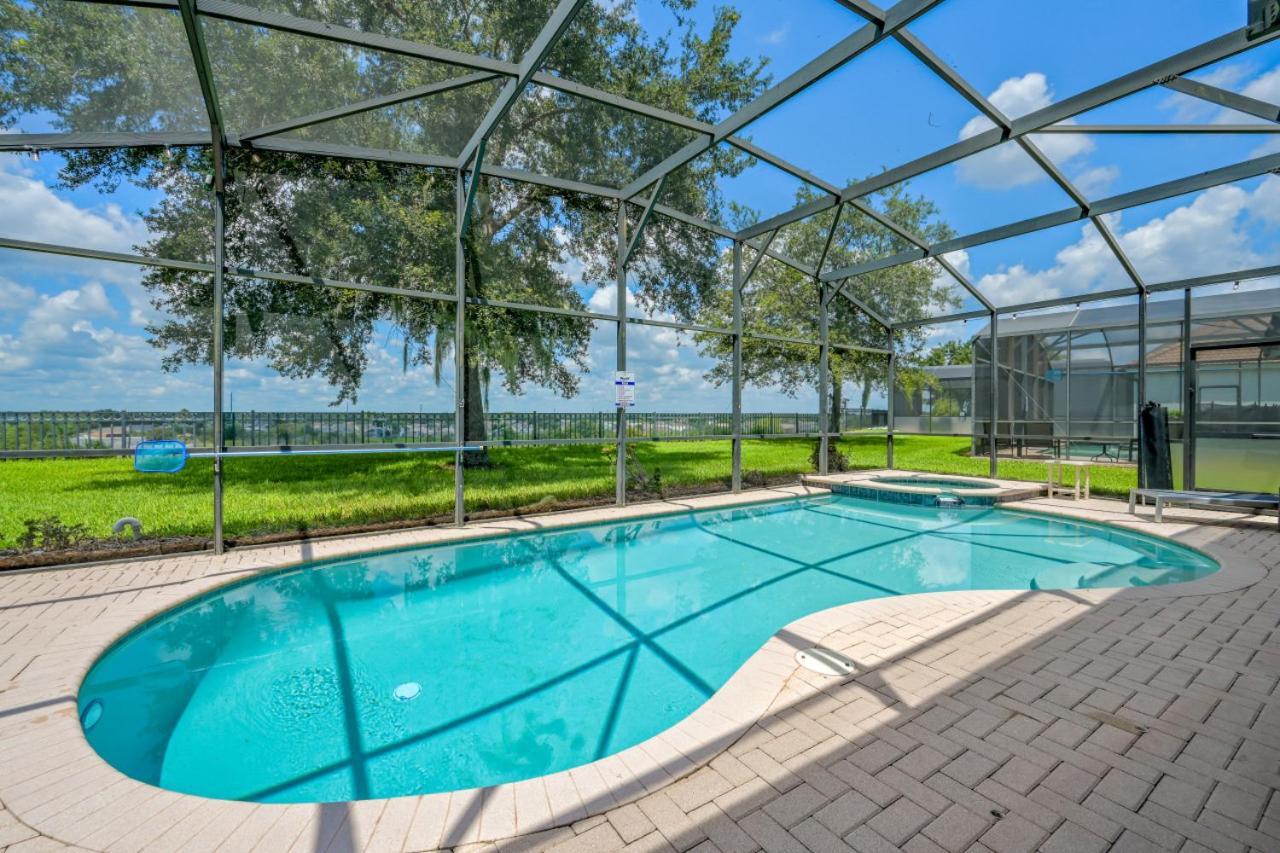 2584 - 6 Bedroom With Pool And Water Park Included Holiday home