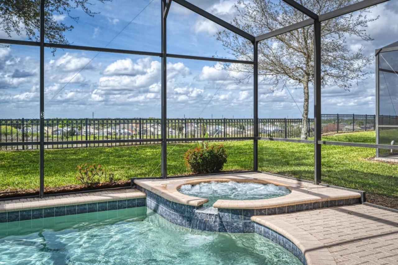 2584 - 6 Bedroom With Pool And Water Park Included Holiday home *