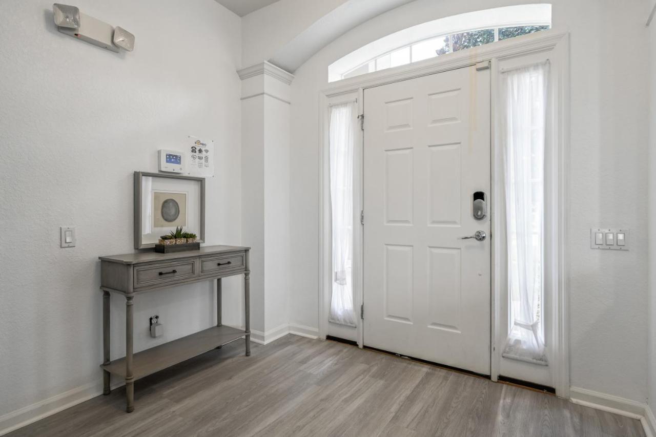 2584 - 6 Bedroom With Pool And Water Park Included Orlando