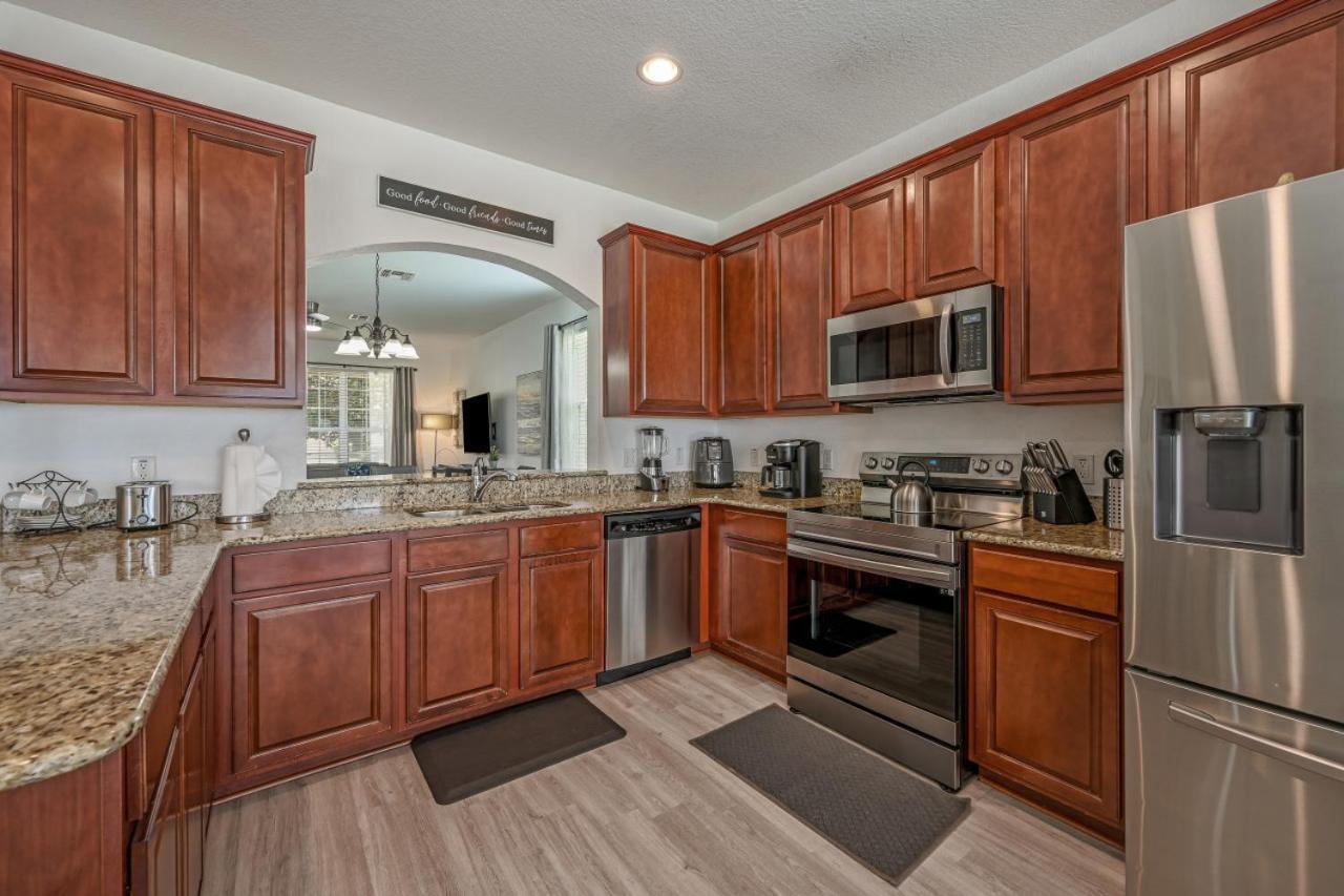 2584 - 6 Bedroom With Pool And Water Park Included Orlando