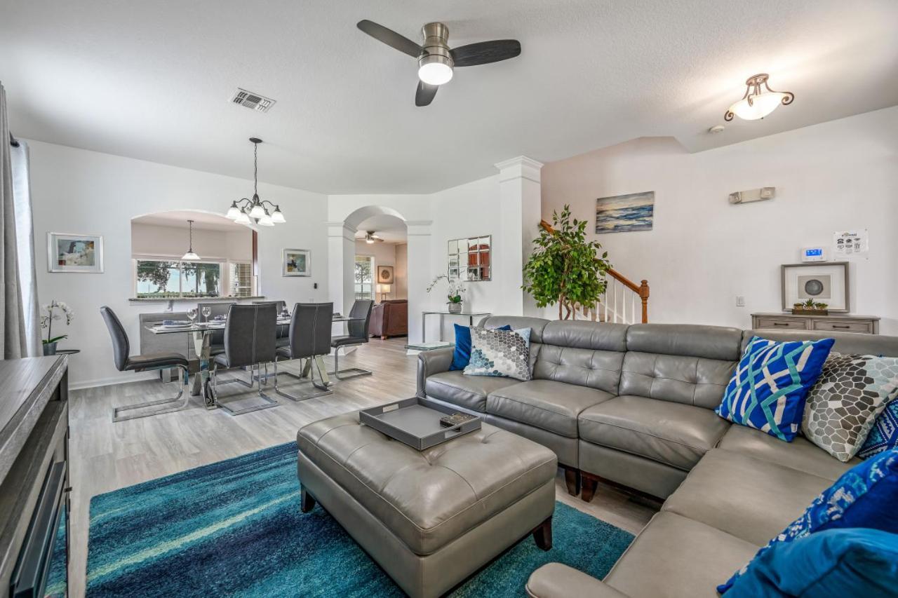 2584 - 6 Bedroom With Pool And Water Park Included *