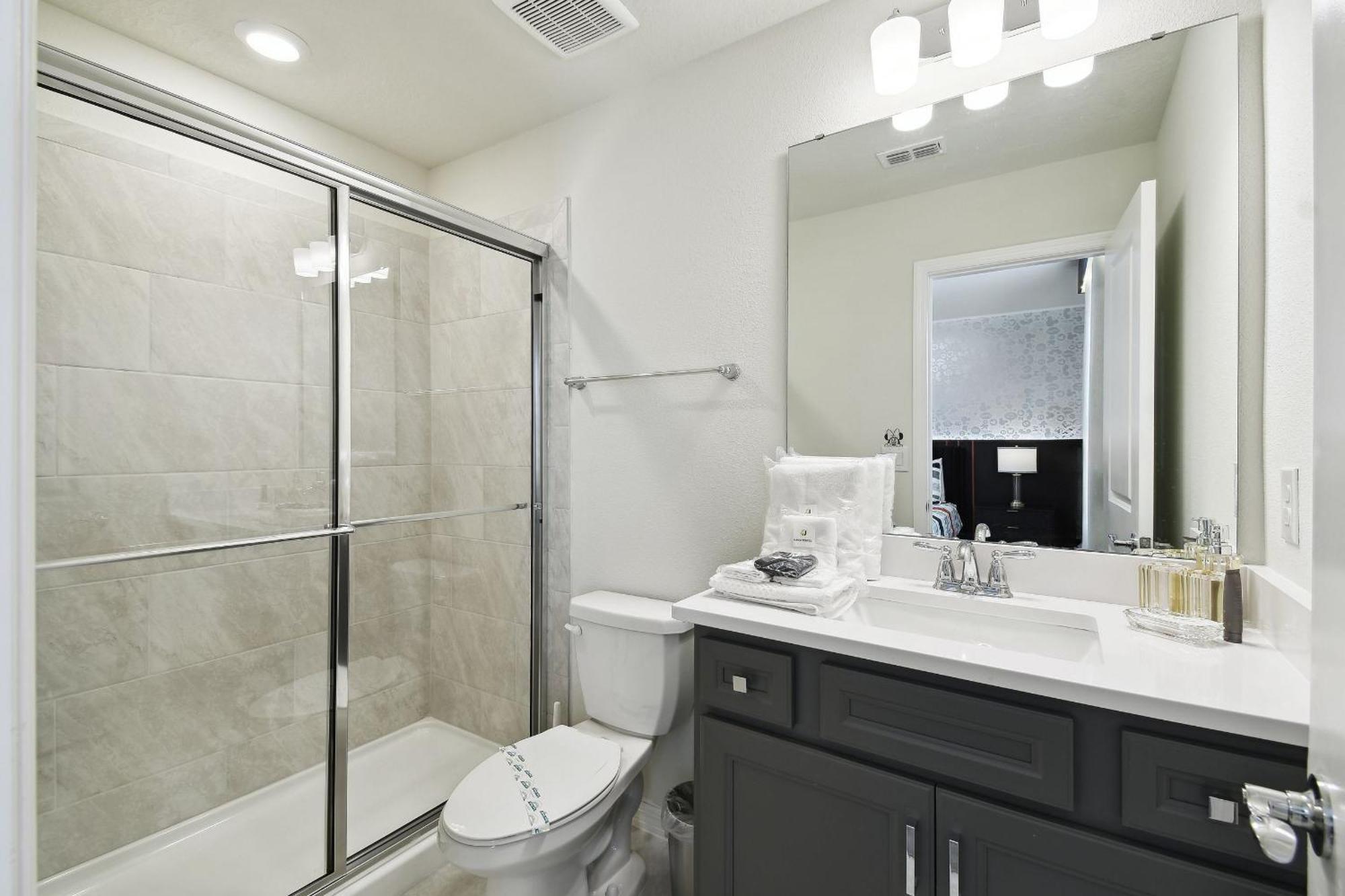 5 Bd En-suites, Game Room, Heated Pool, Sleeps 14 Orlando